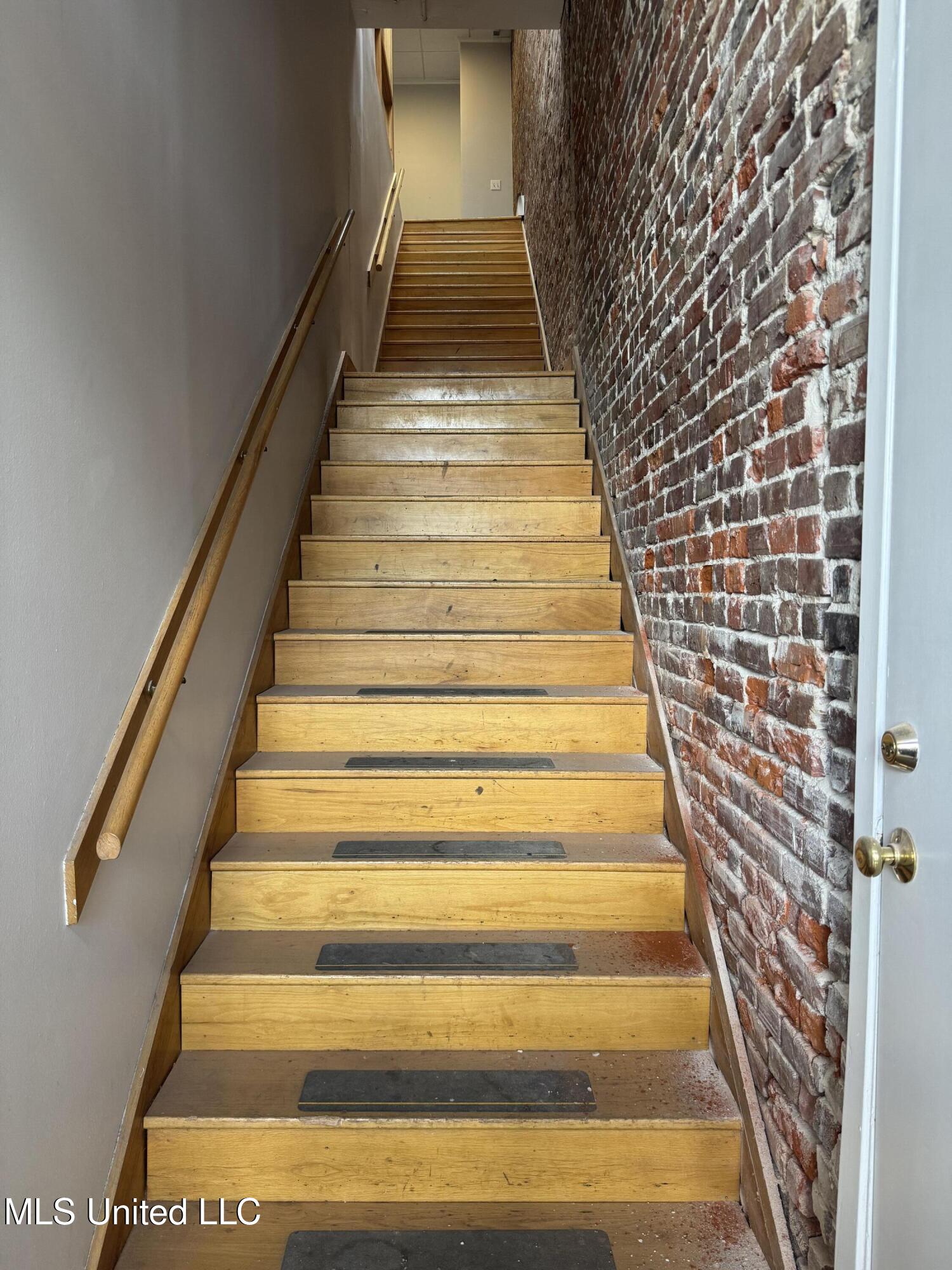 117 N State Street Property Photo 40