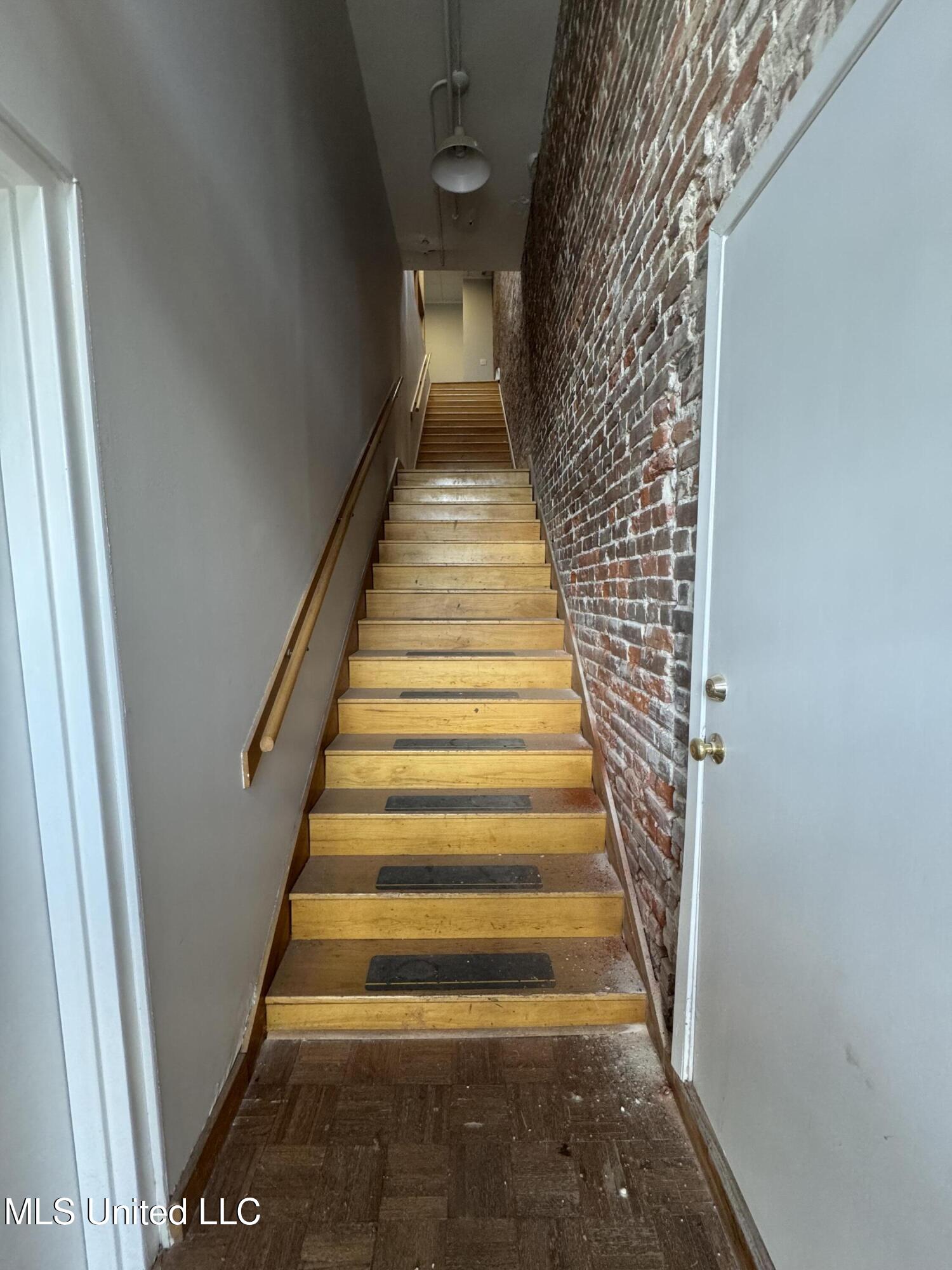 117 N State Street Property Photo 41