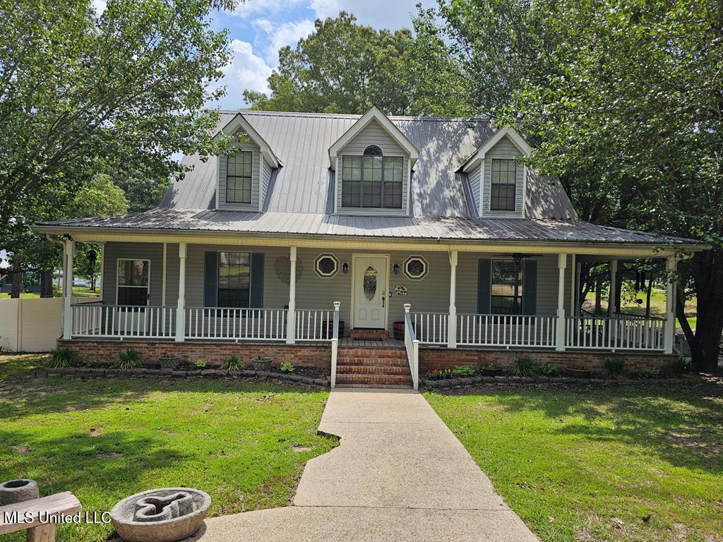 6 Bonnie Lane Property Photo 1