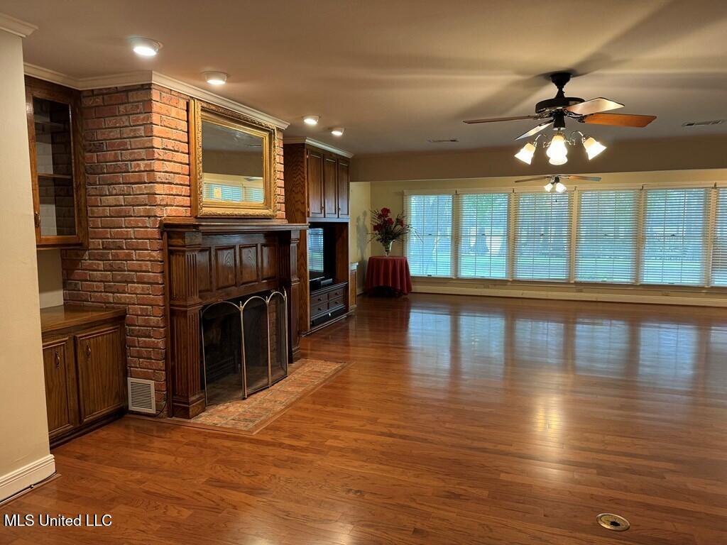 1035 Highway 568 Property Photo 18