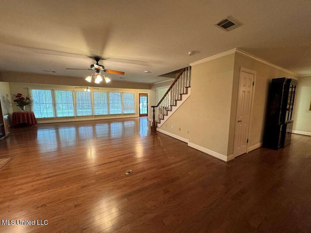 1035 Highway 568 Property Photo 19