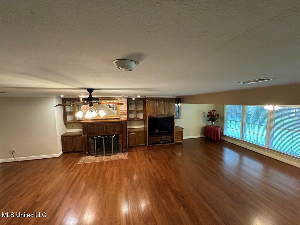1035 Highway 568 Property Photo 24