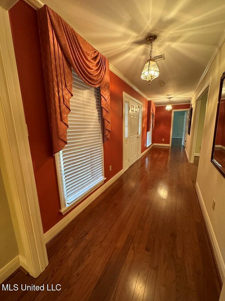 1035 Highway 568 Property Photo 37