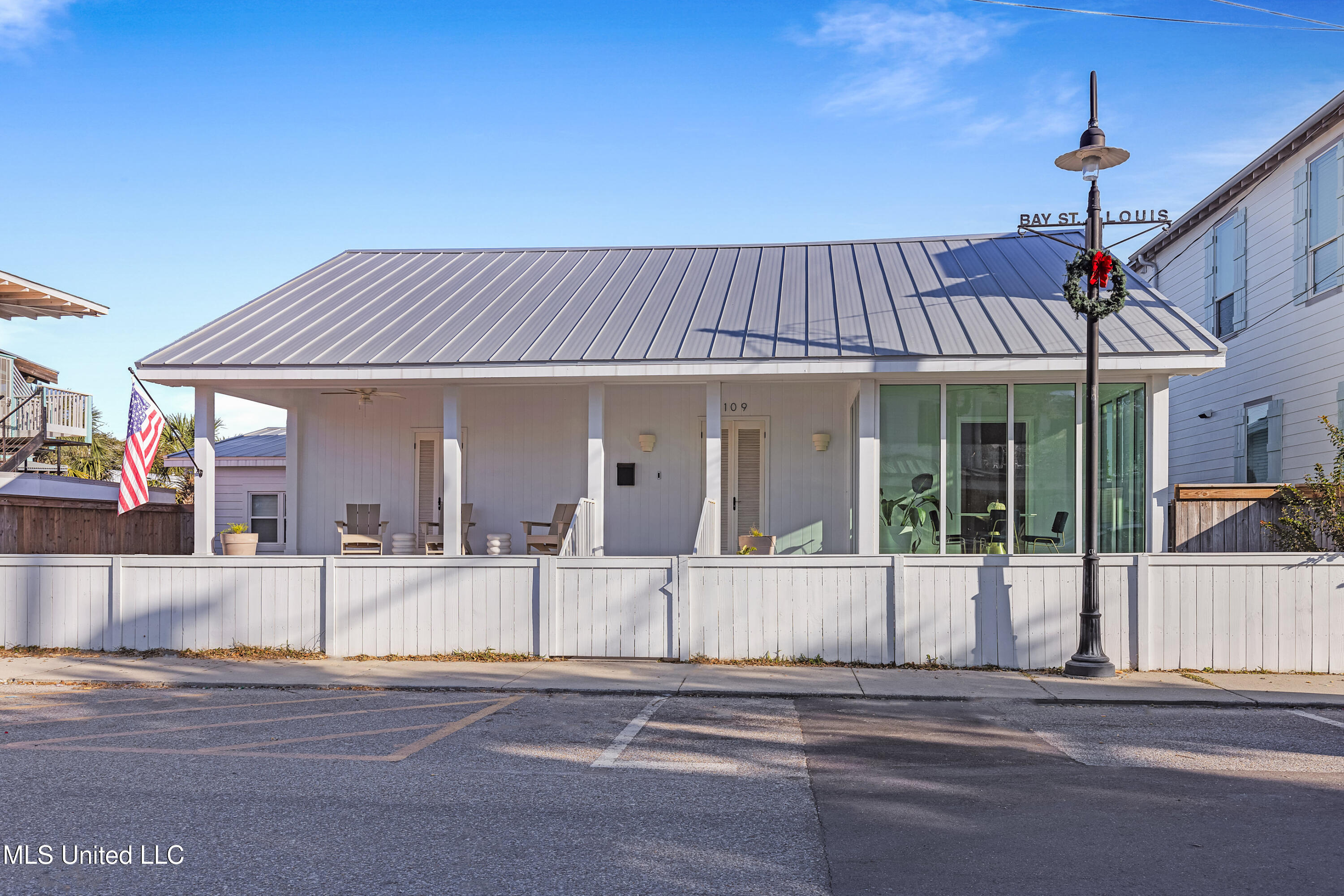 109 Court Street Property Photo 1