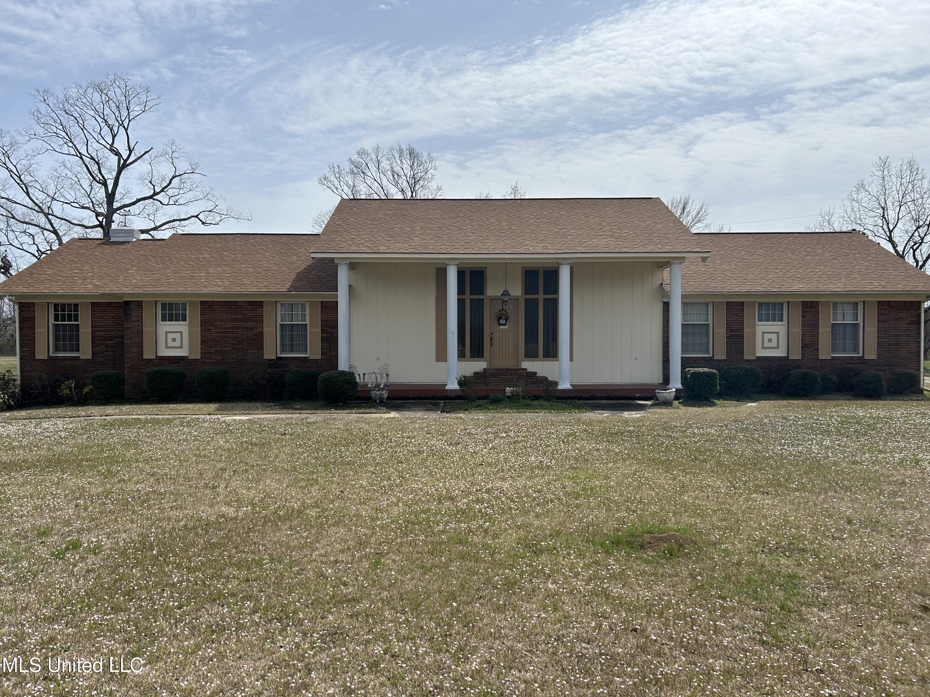 4400 Hwy 82 Property Photo