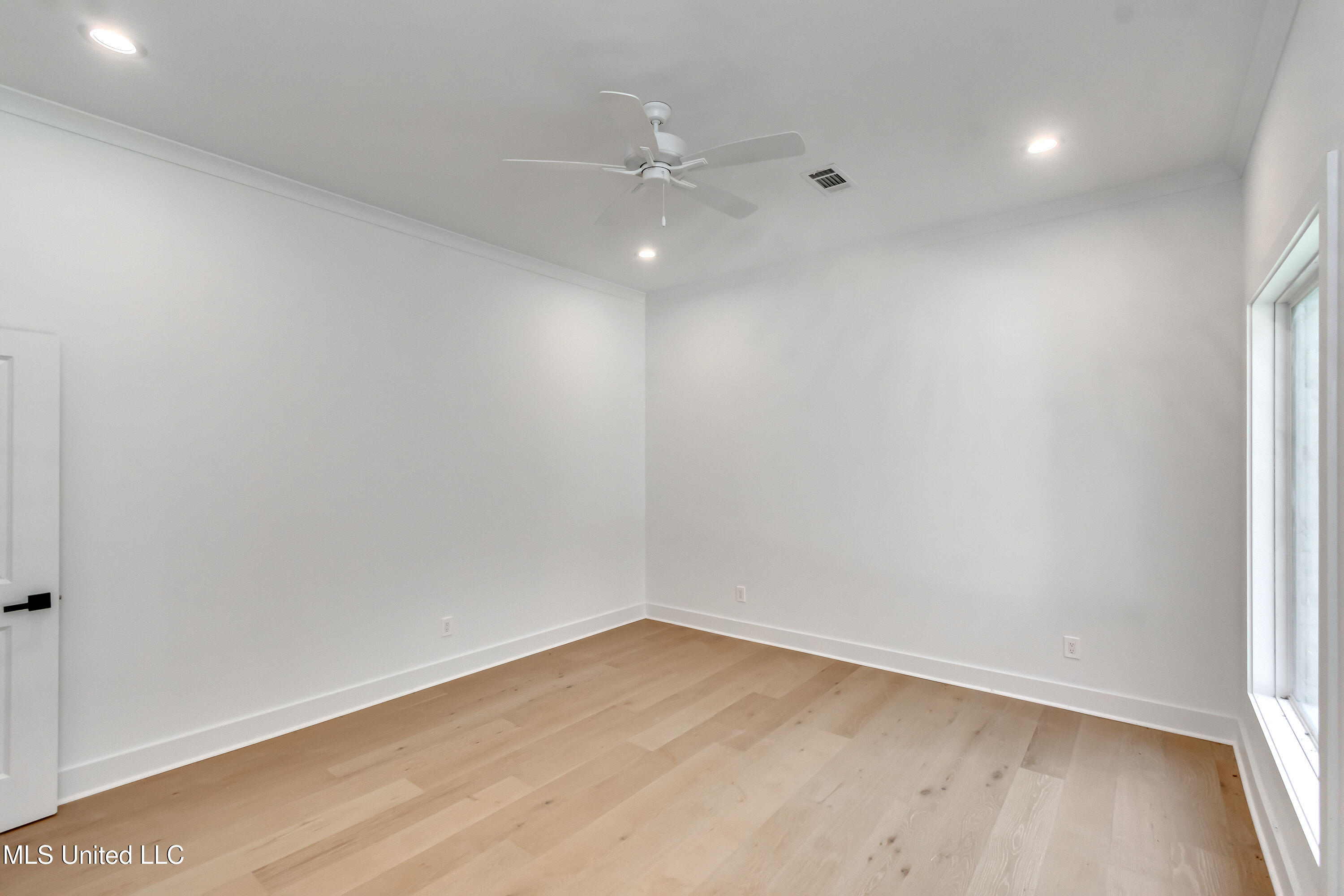 123 Camden Ridge Property Photo 37