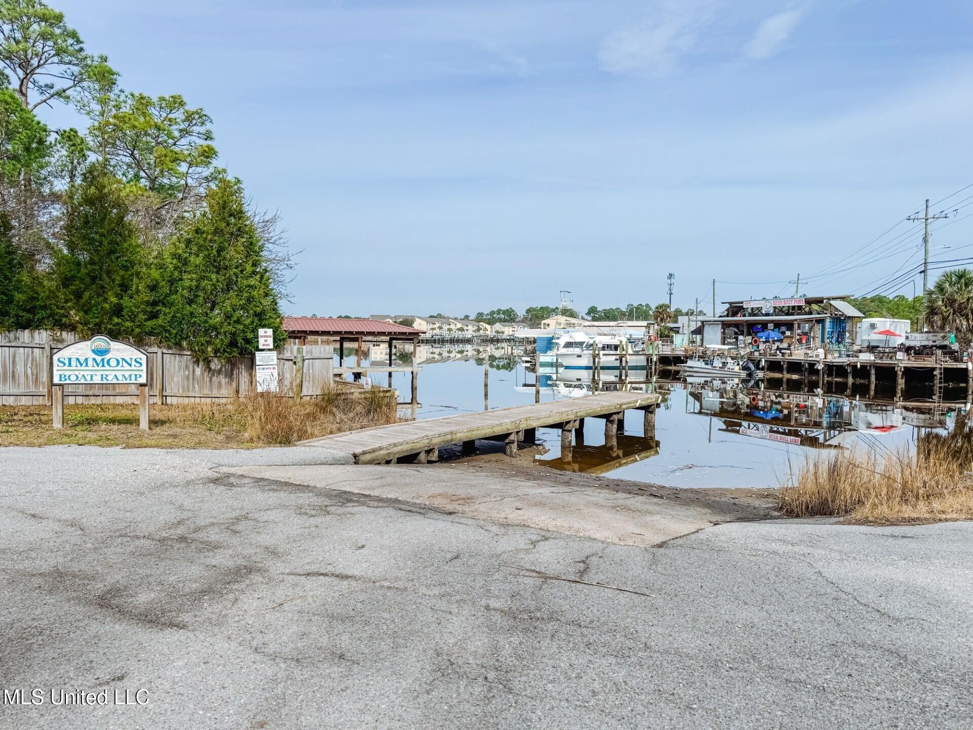 7724 Point Aux Chenes Road Property Photo 2