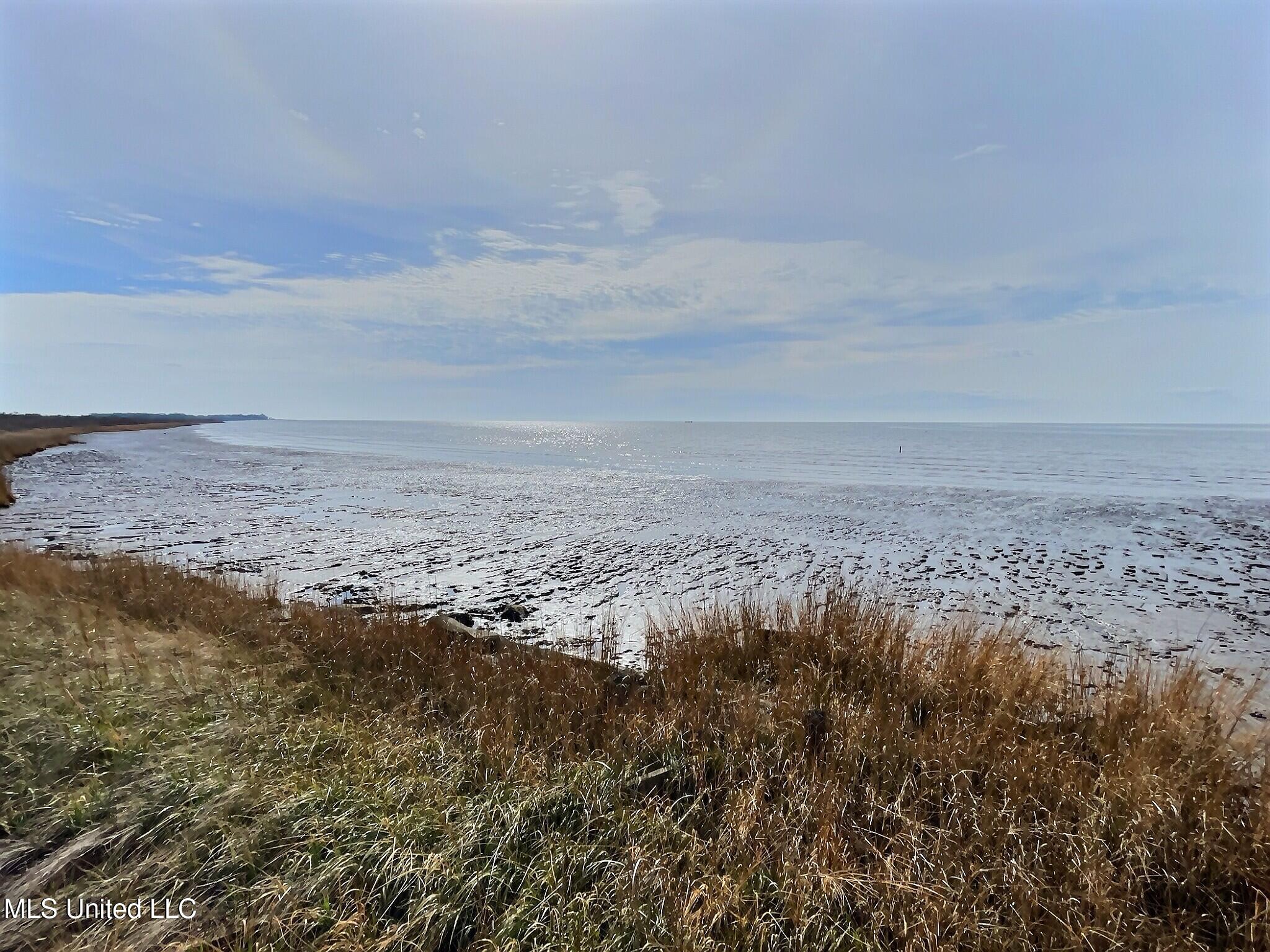 7724 Point Aux Chenes Road Property Photo 7