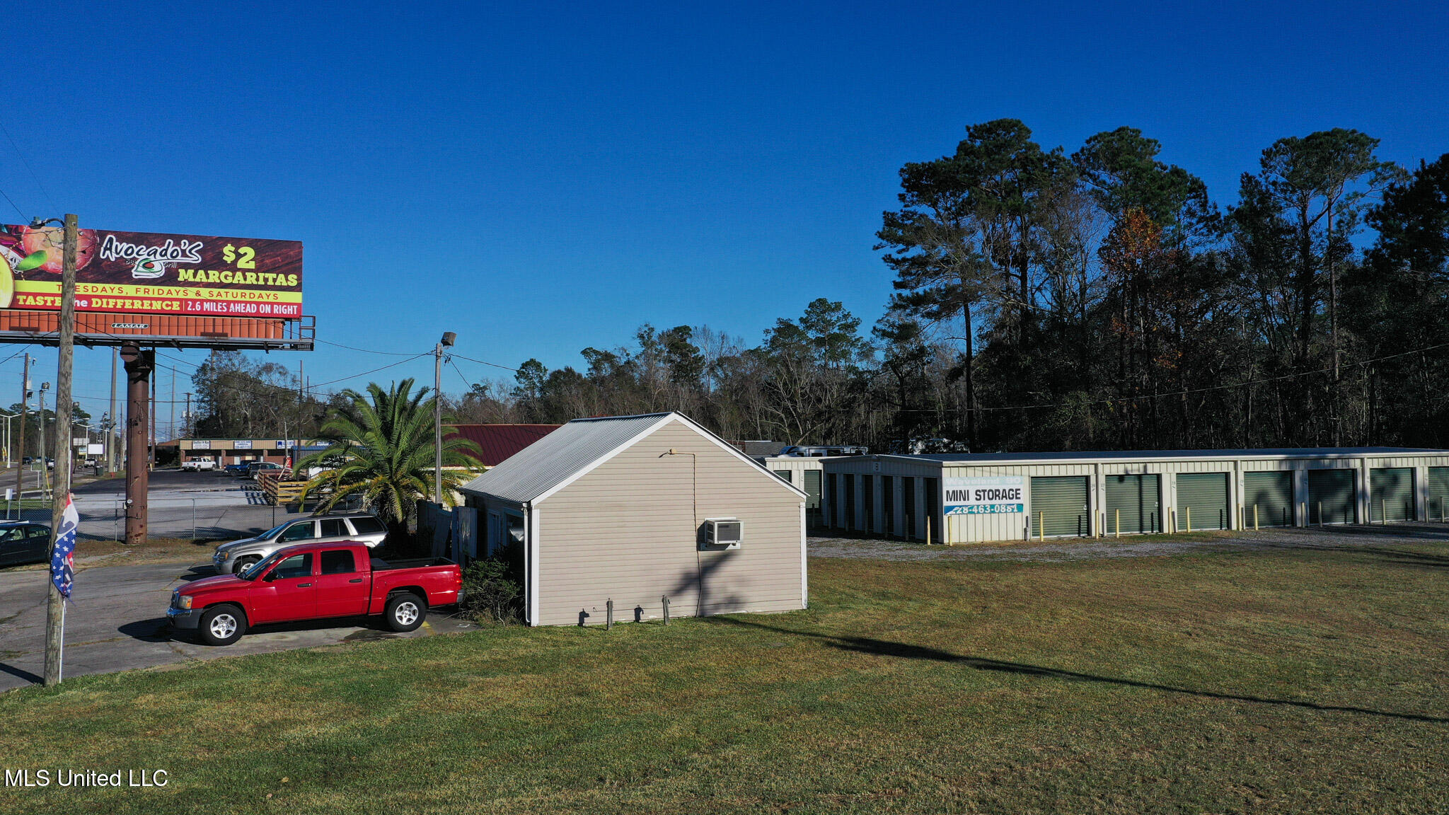 623 Highway 90 Property Photo 5