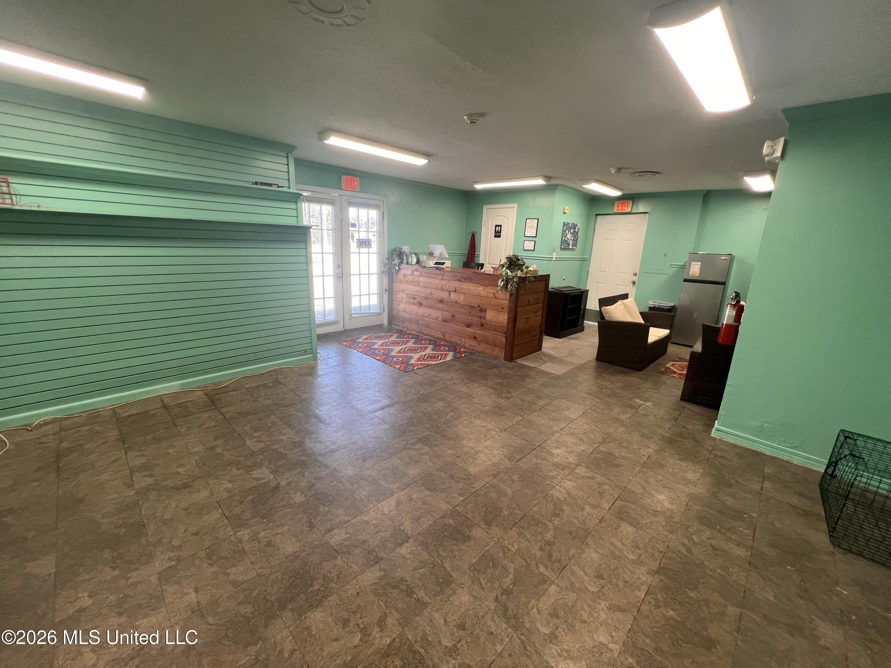 623 Highway 90 Property Photo 12