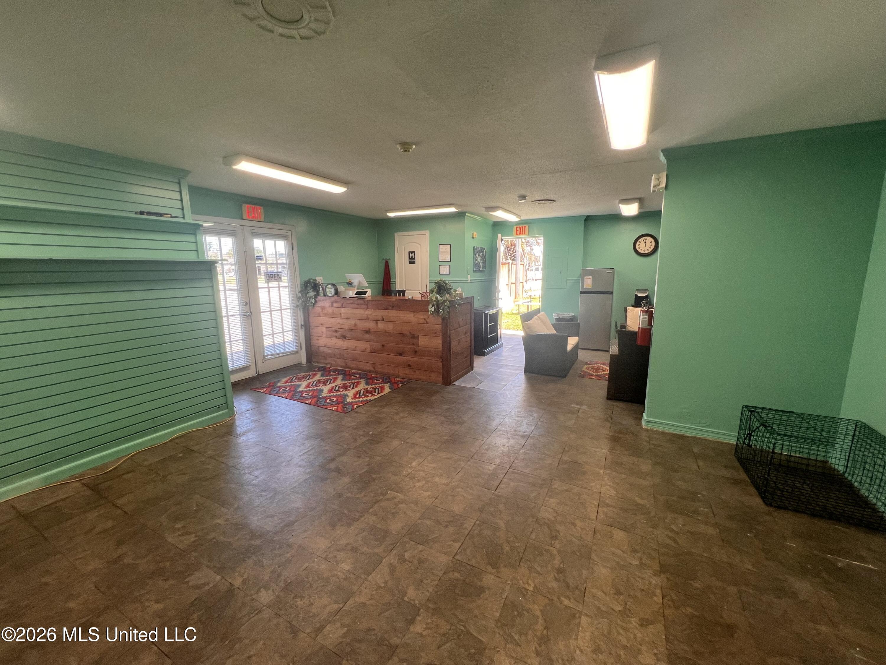 623 Highway 90 Property Photo 15