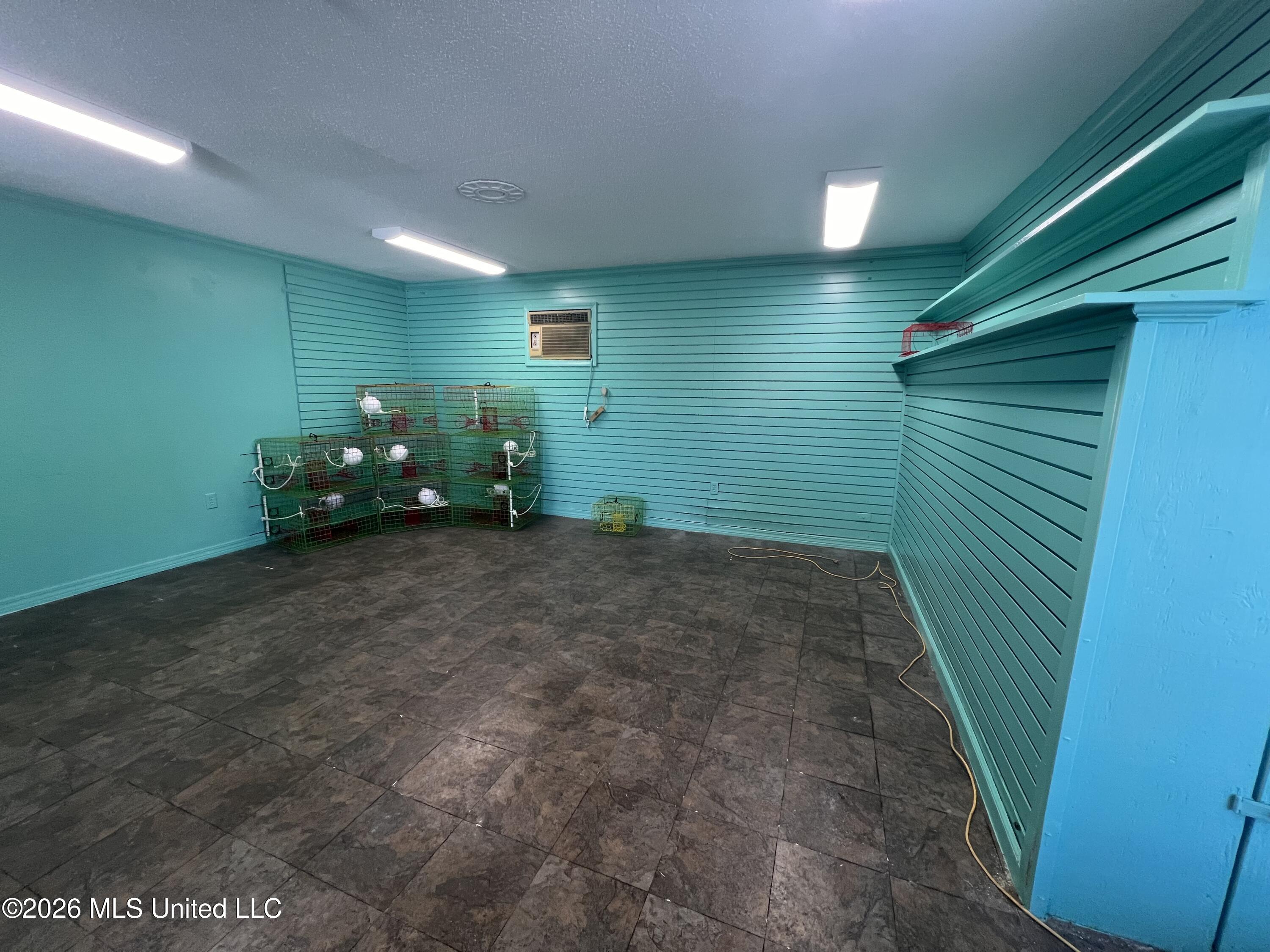 623 Highway 90 Property Photo 21