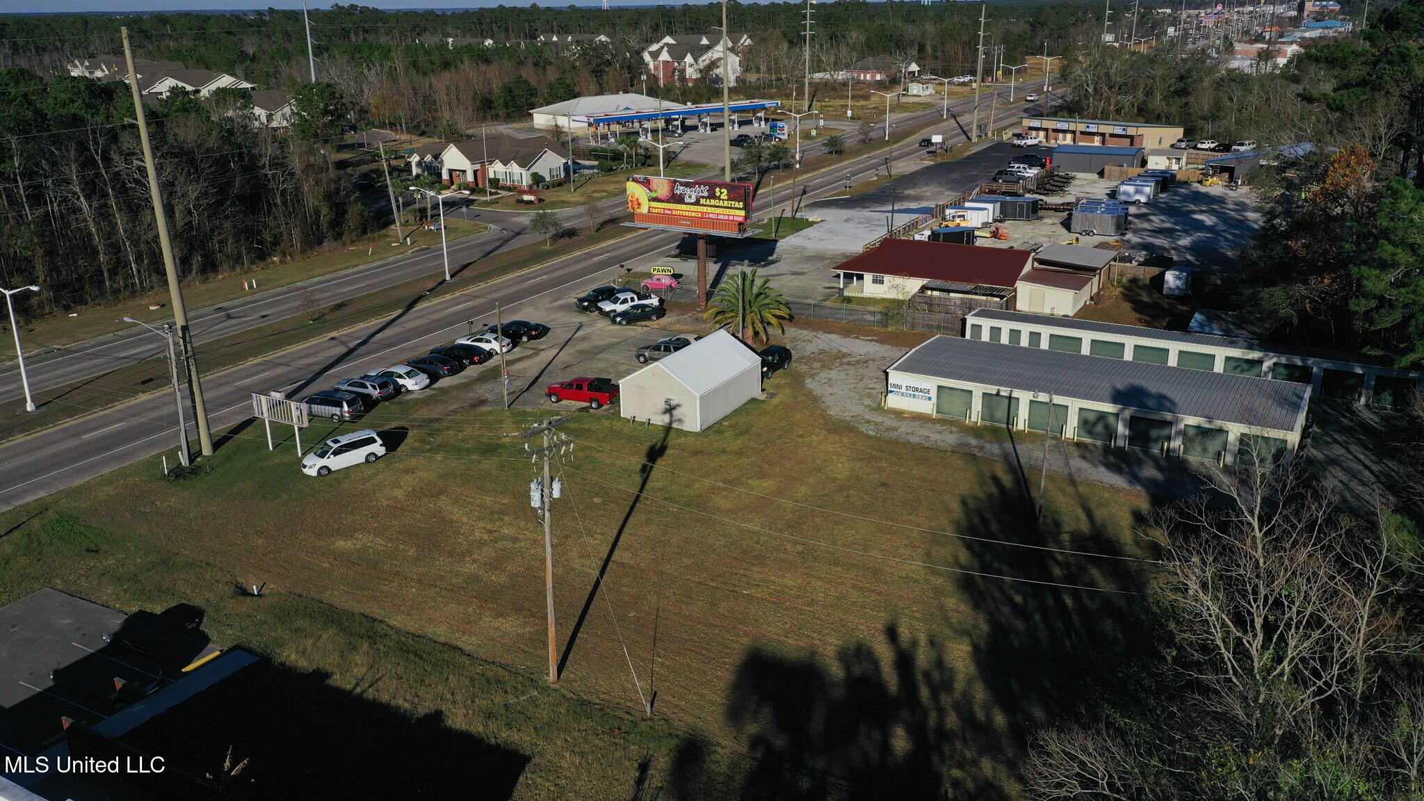 1014 Highway 90 Property Photo 5