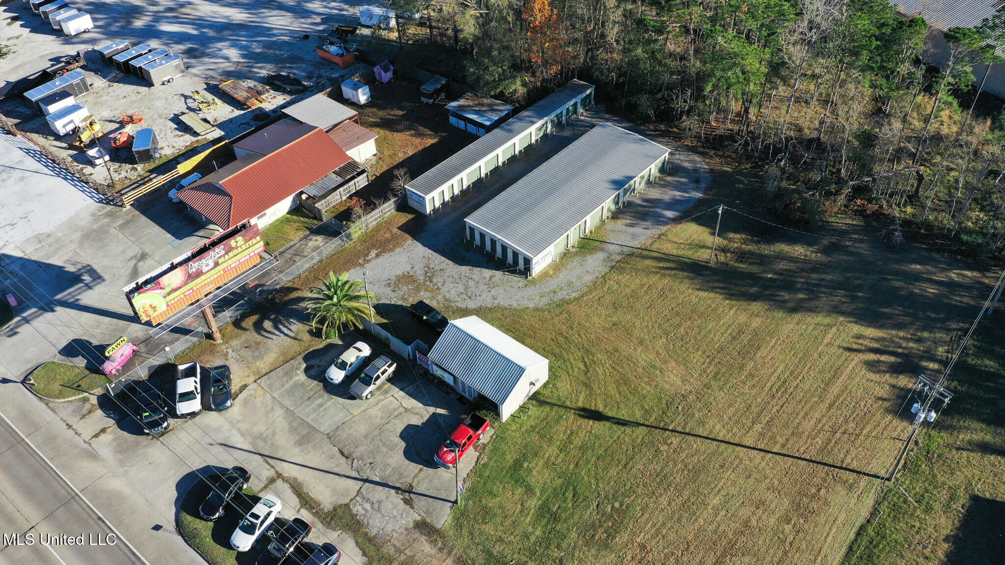 1014 Highway 90 Property Photo 7