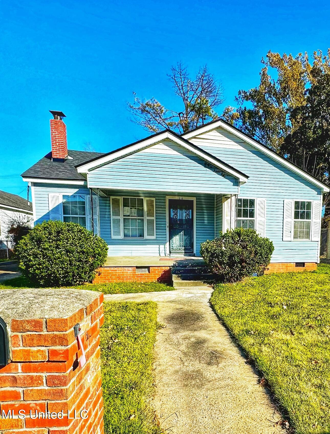 310 Edgar Avenue Property Photo 1