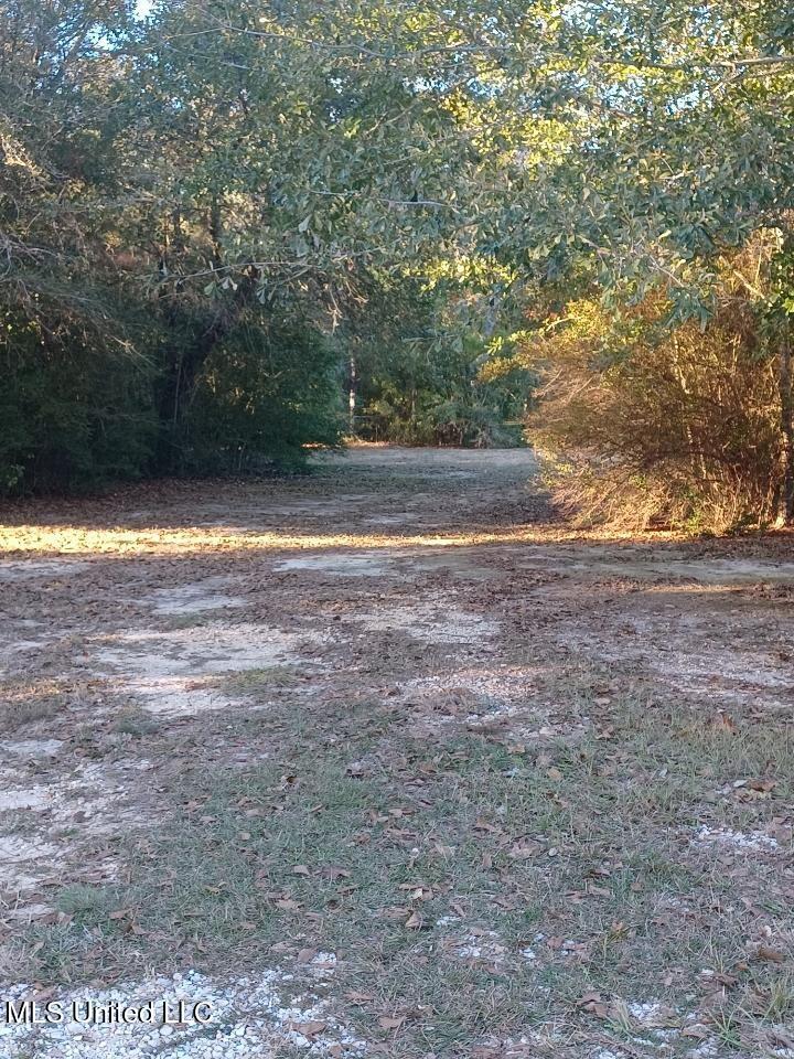 Deerwood Road Property Photo 1