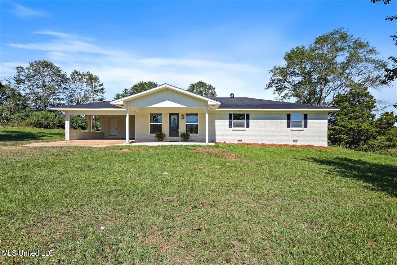 144 Walter Jones Road Property Photo 1
