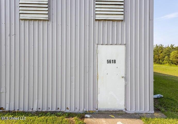 5618 Orchard Road Property Photo 1