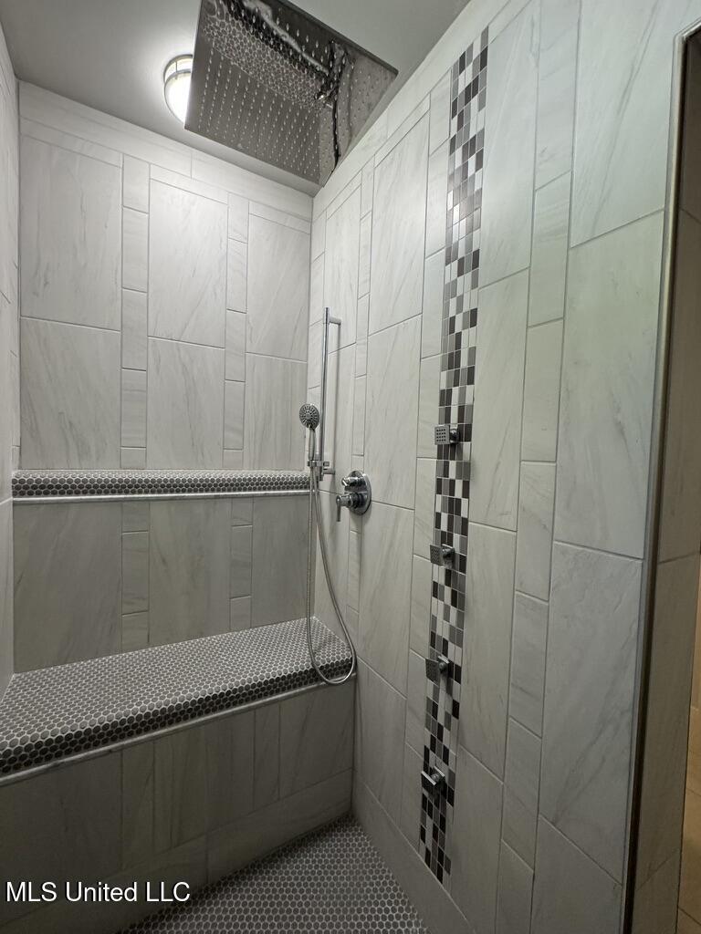 701 Franklin Street Property Photo 28