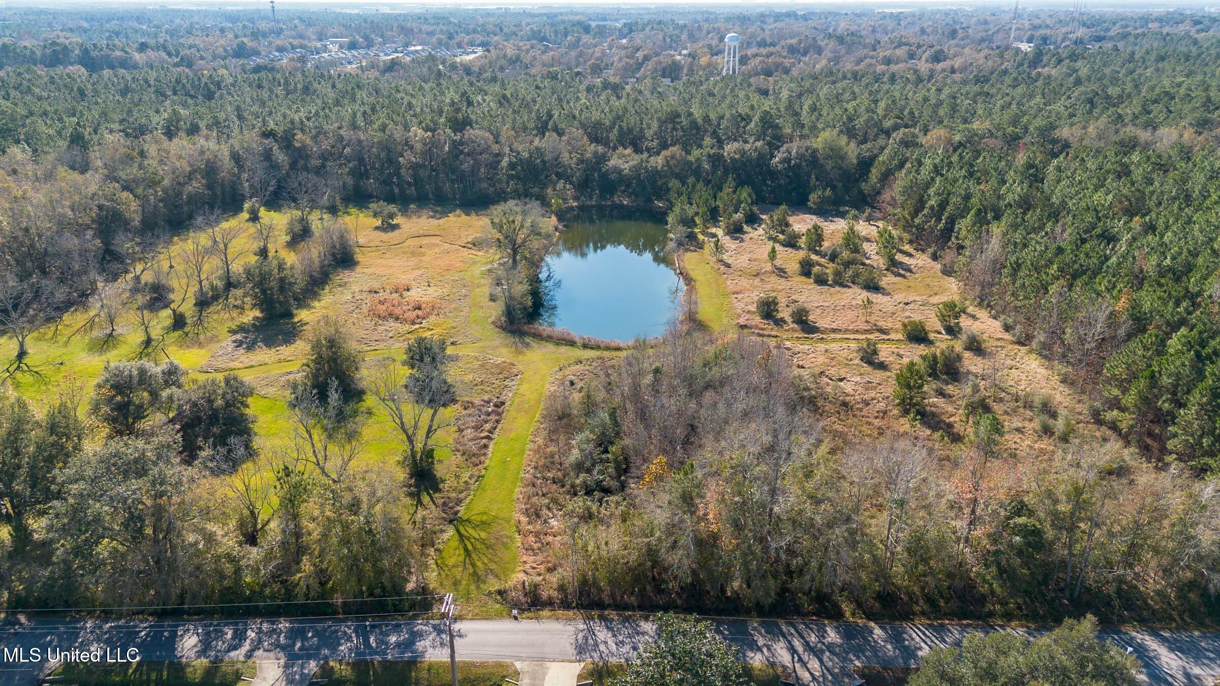 Mays Road Property Photo 8
