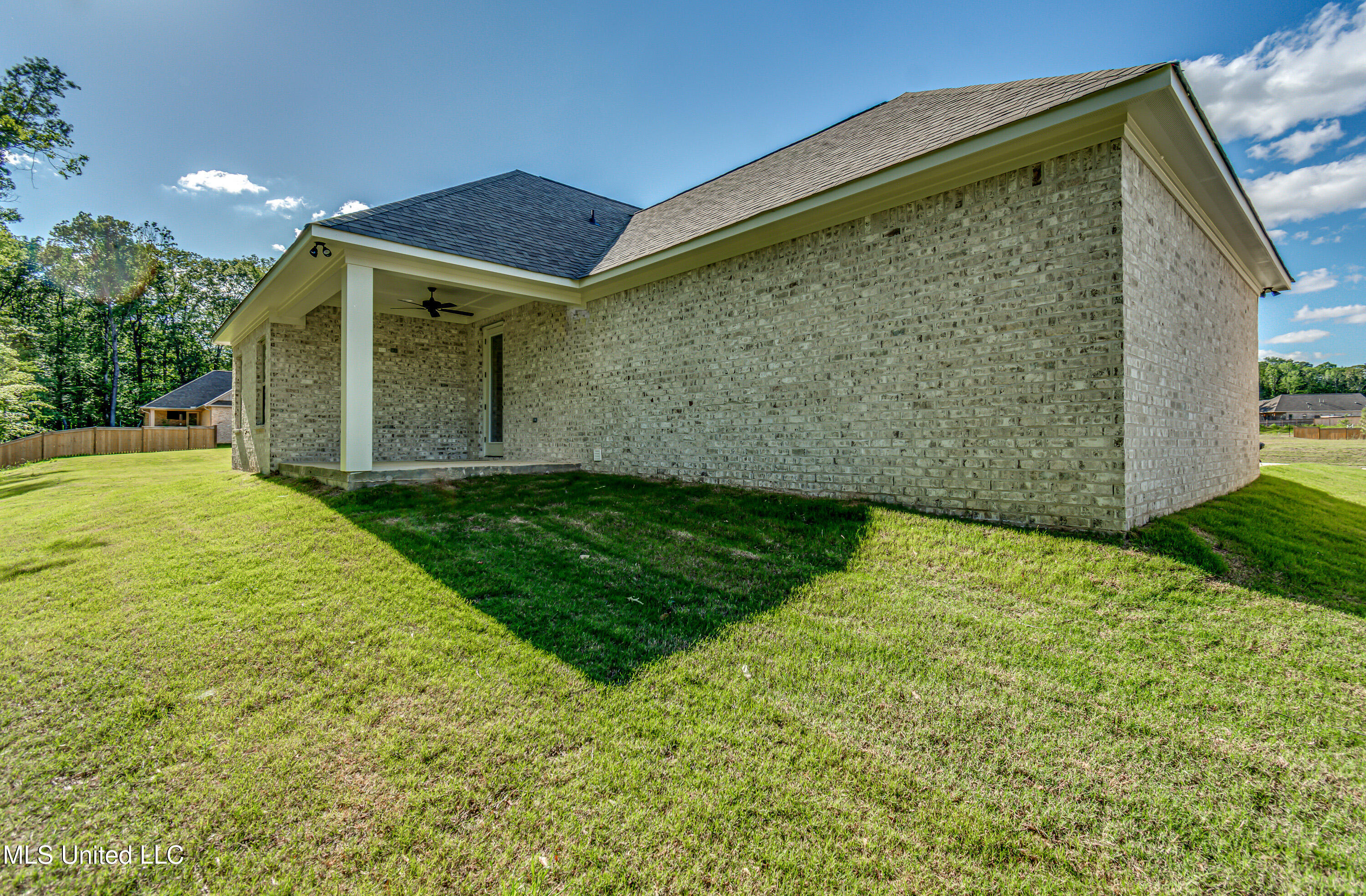 320 Celadon Way Property Photo 38