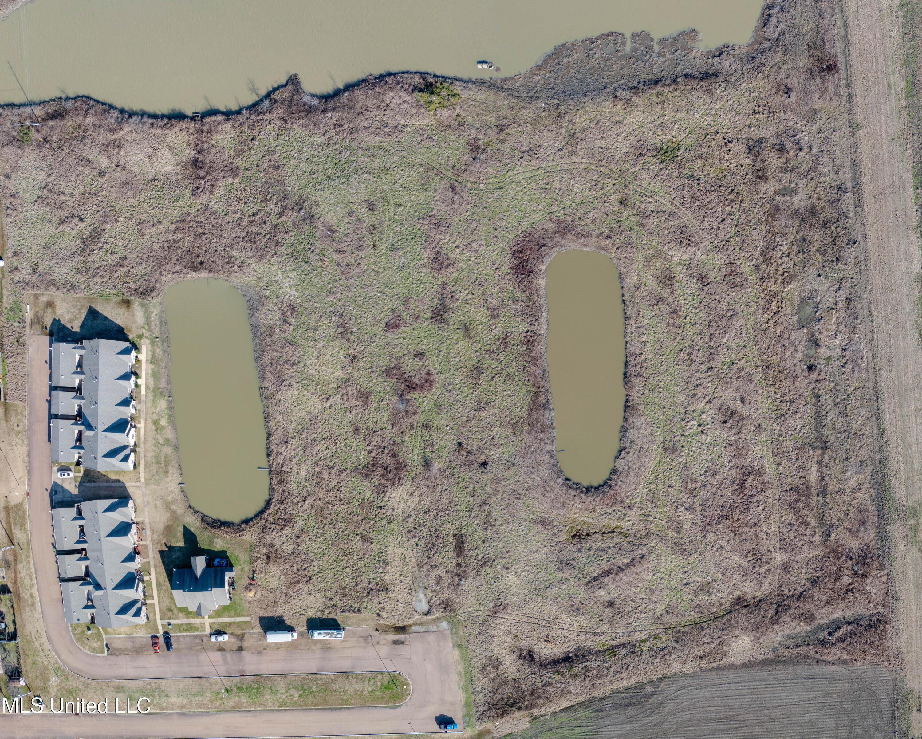 Vista Park Circle Property Photo 2
