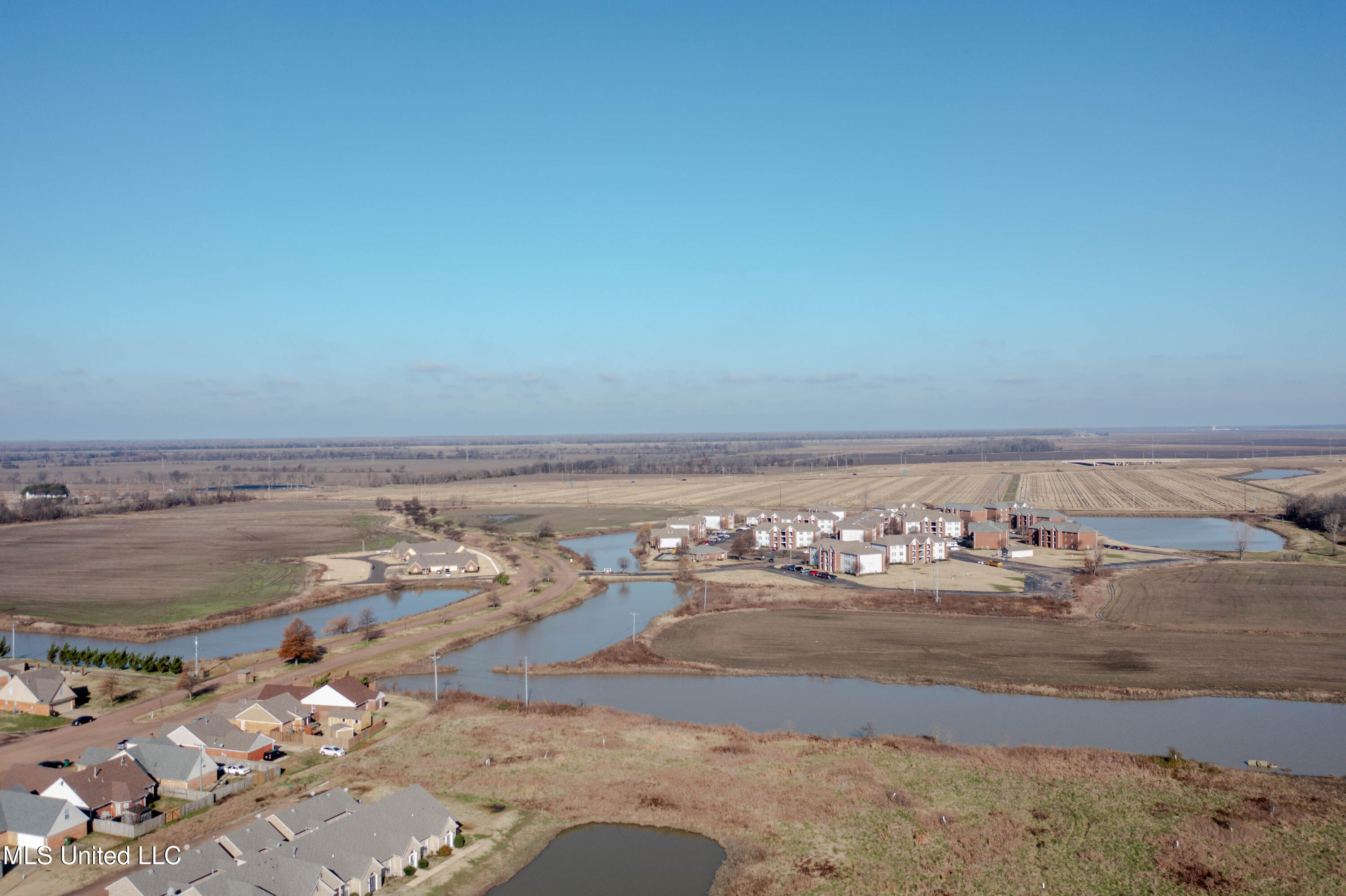 Vista Park Circle Property Photo 4