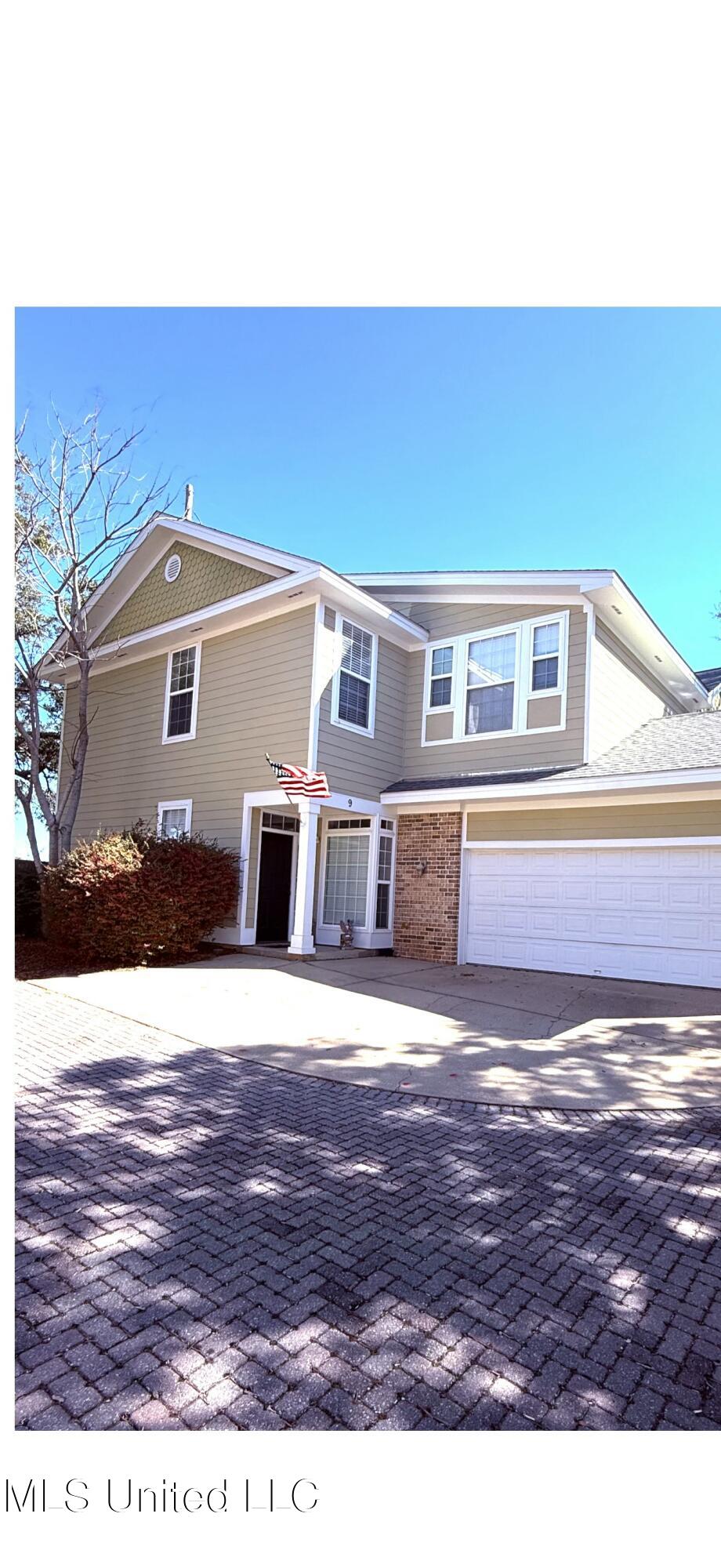 185 St Jude Street Property Photo 1