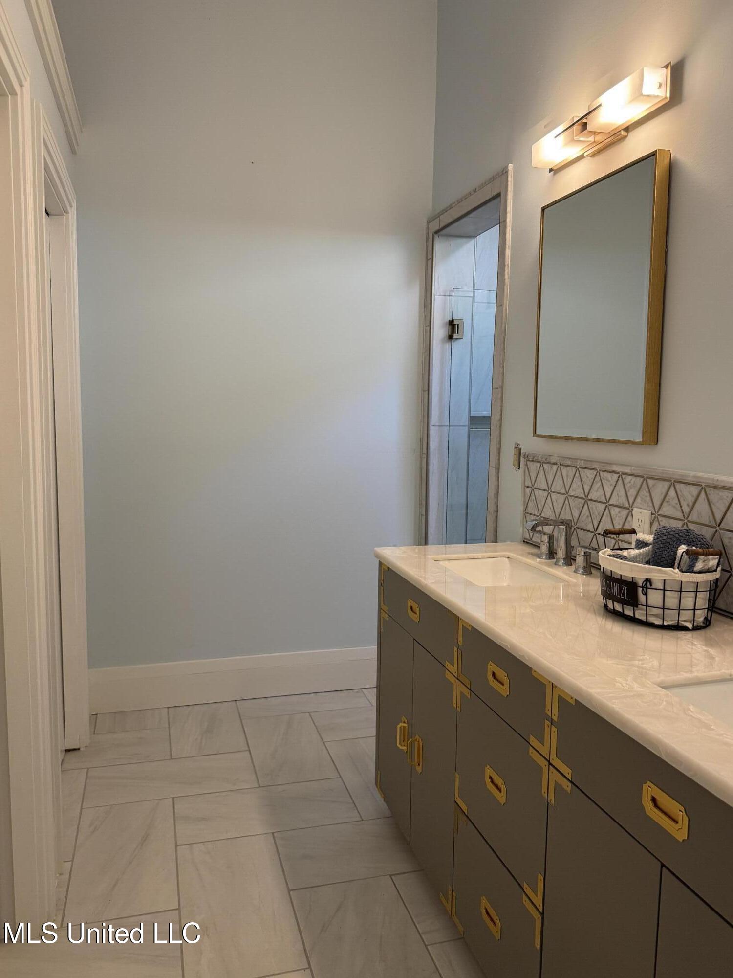 701 Franklin Street Property Photo 21