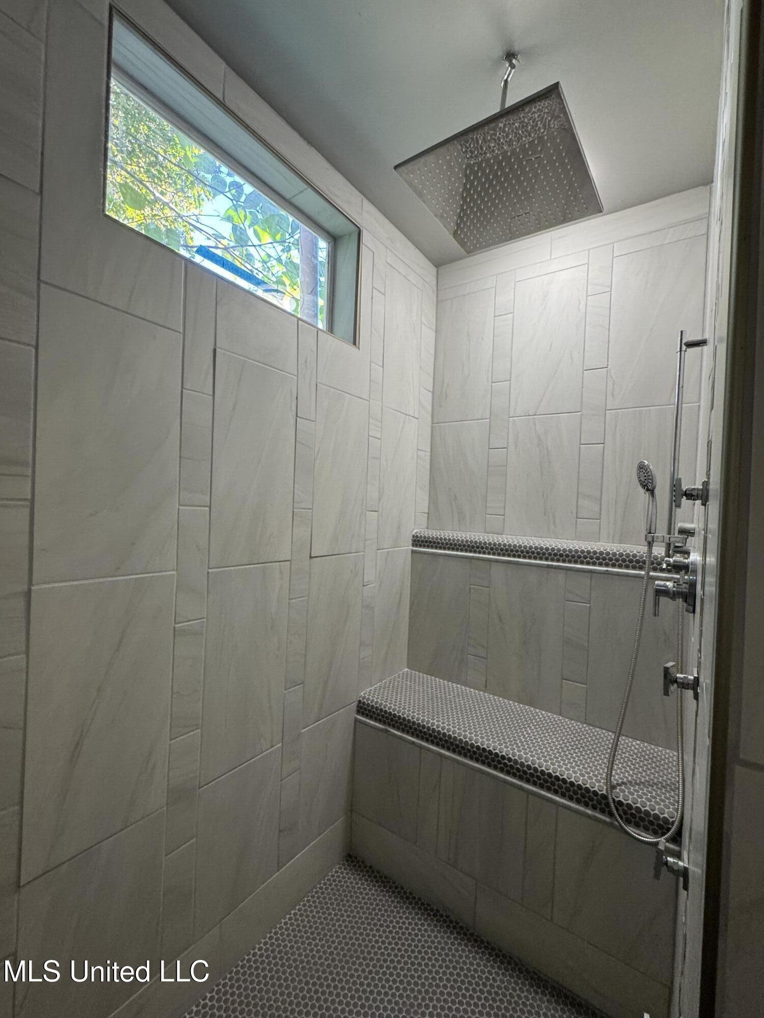 701 Franklin Street Property Photo 23