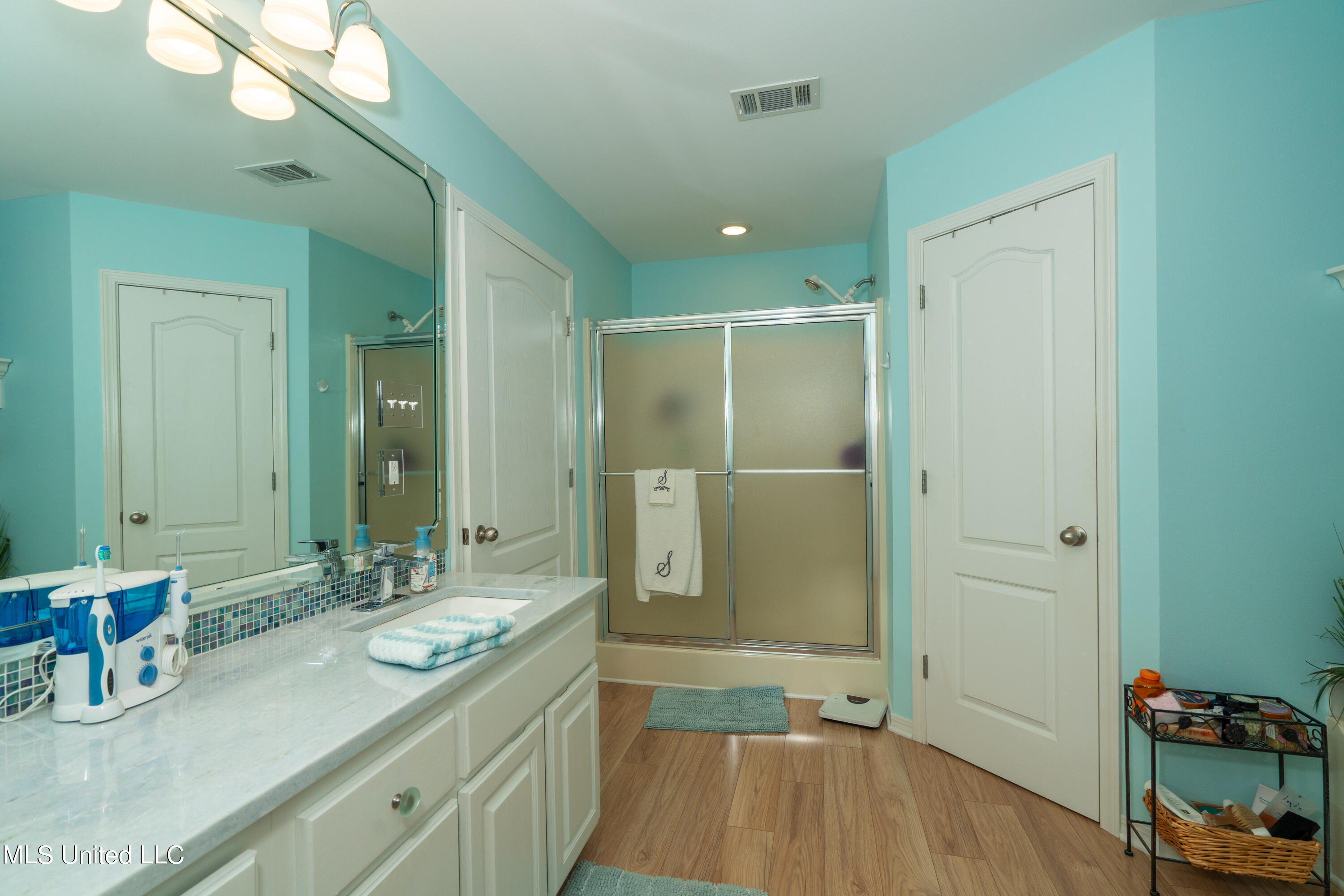 25401 Notre Dame Avenue Property Photo 18
