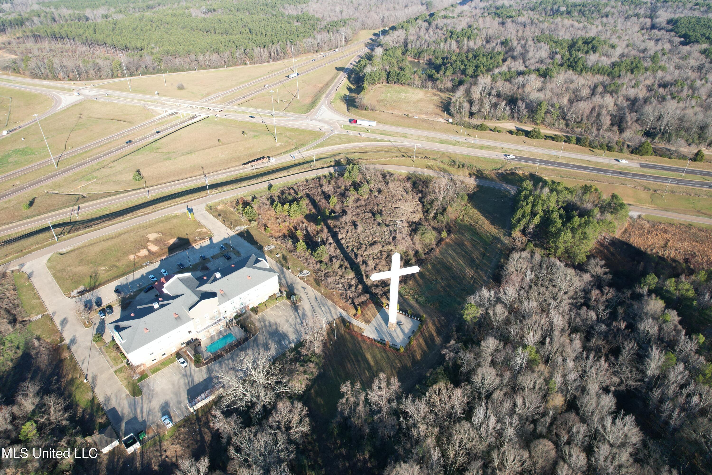 S. Frontage Road Property Photo 2