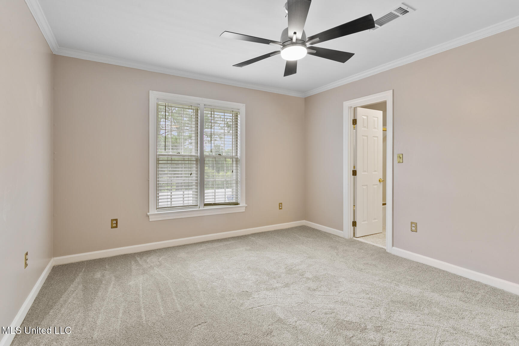 8 Twelve Oaks Place Property Photo 39