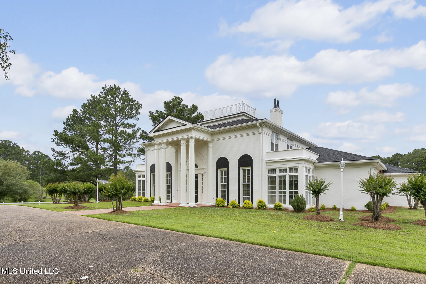 8 Twelve Oaks Place Property Photo 47