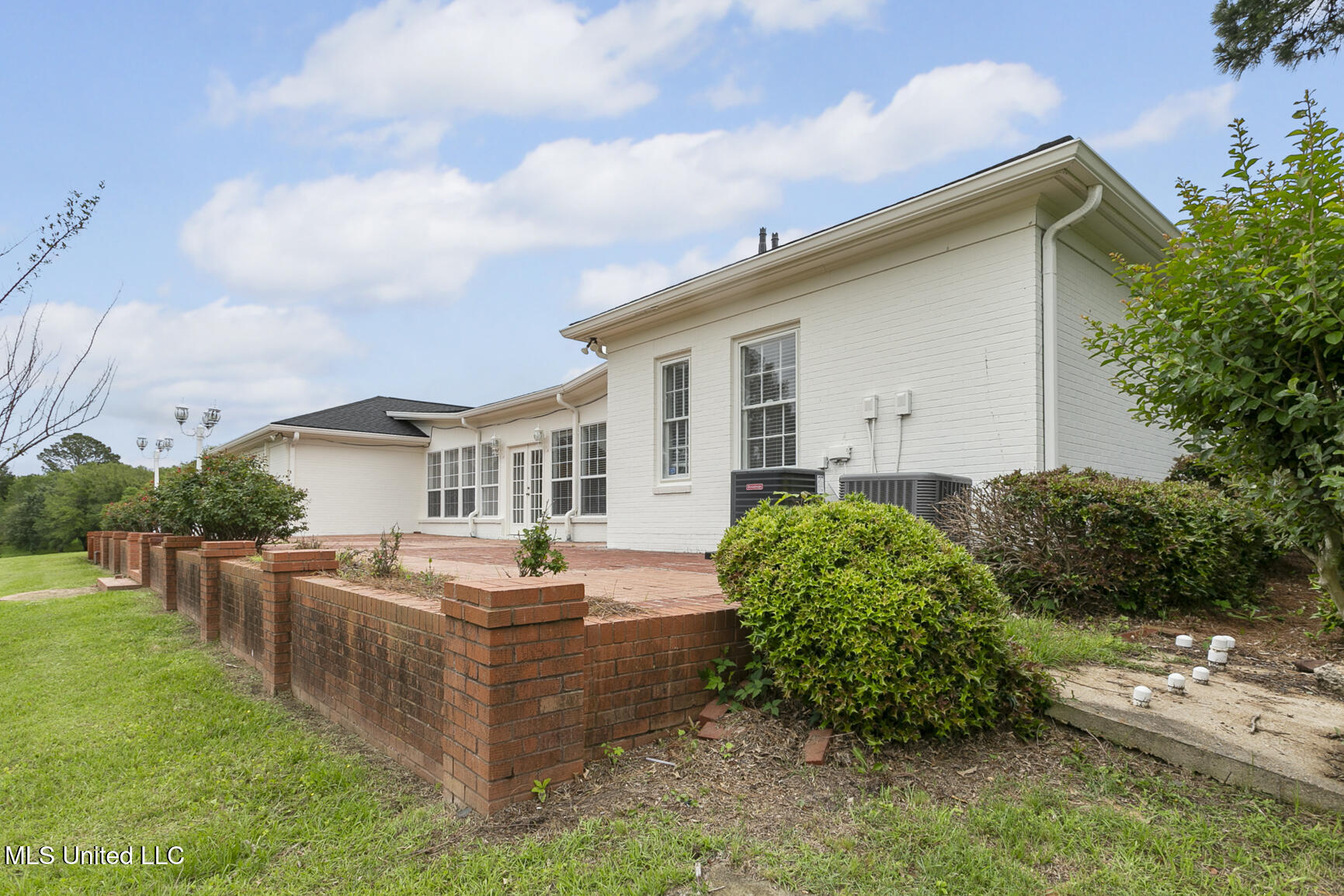 8 Twelve Oaks Place Property Photo 52