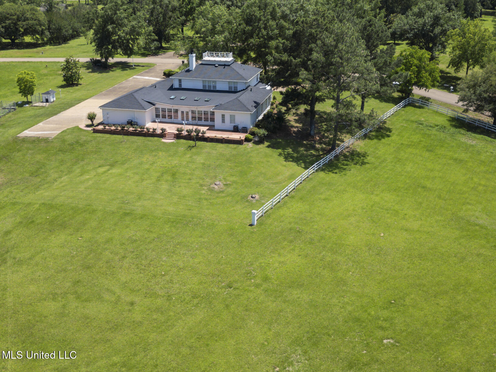 8 Twelve Oaks Place Property Photo 63