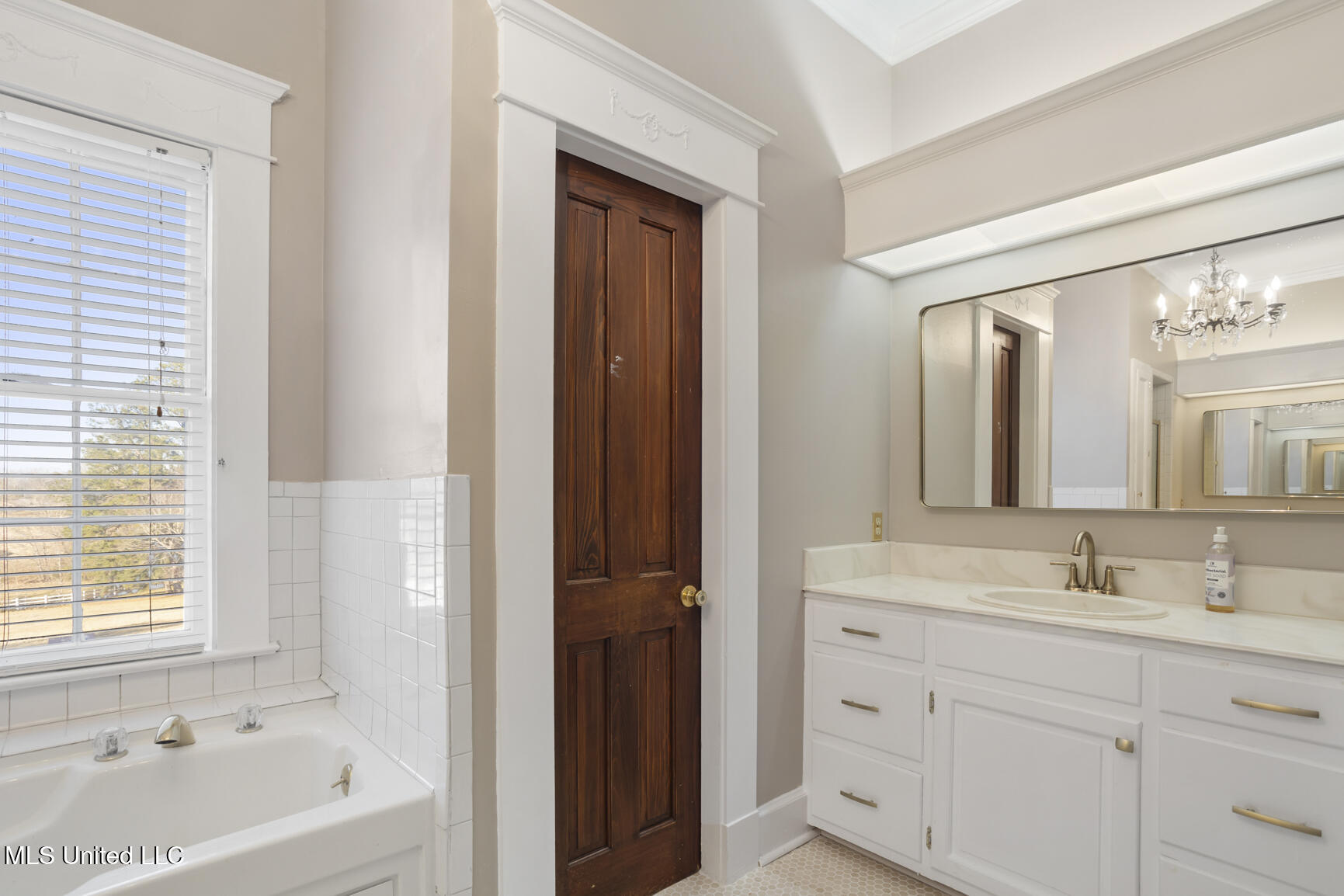 8 Twelve Oaks Place Property Photo 79