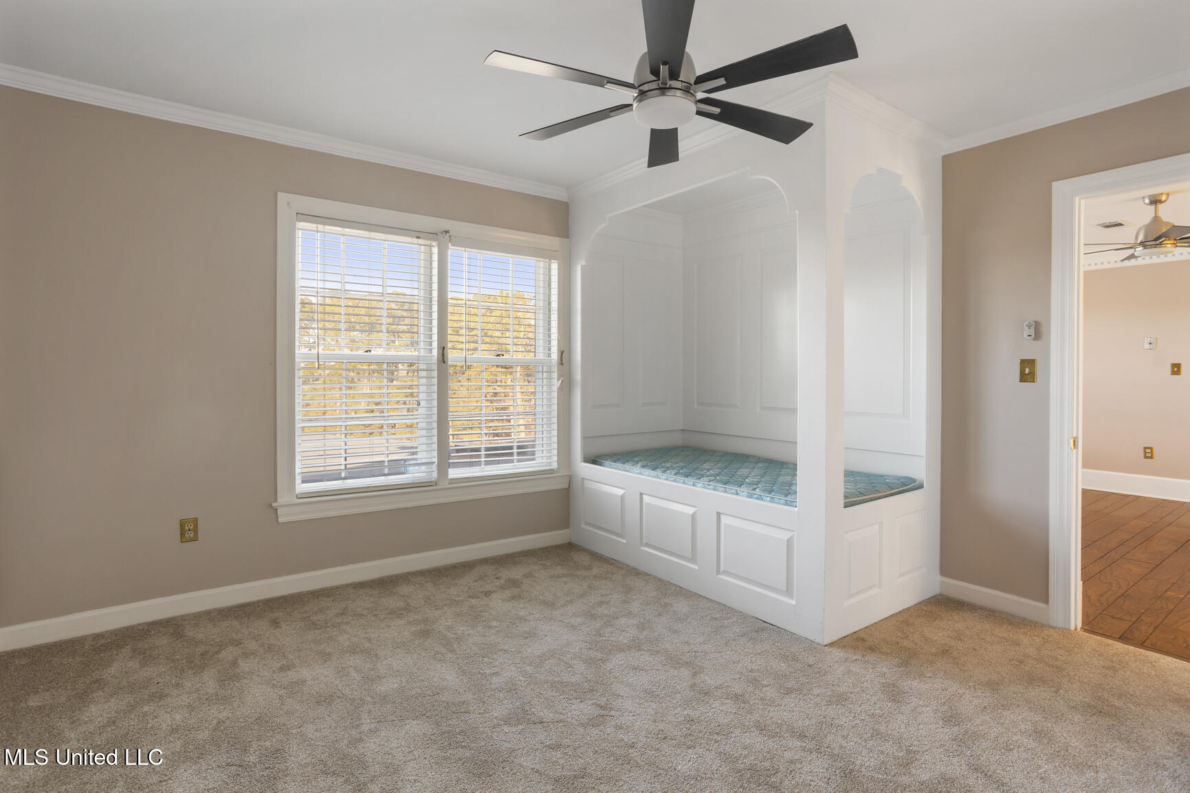 8 Twelve Oaks Place Property Photo 79