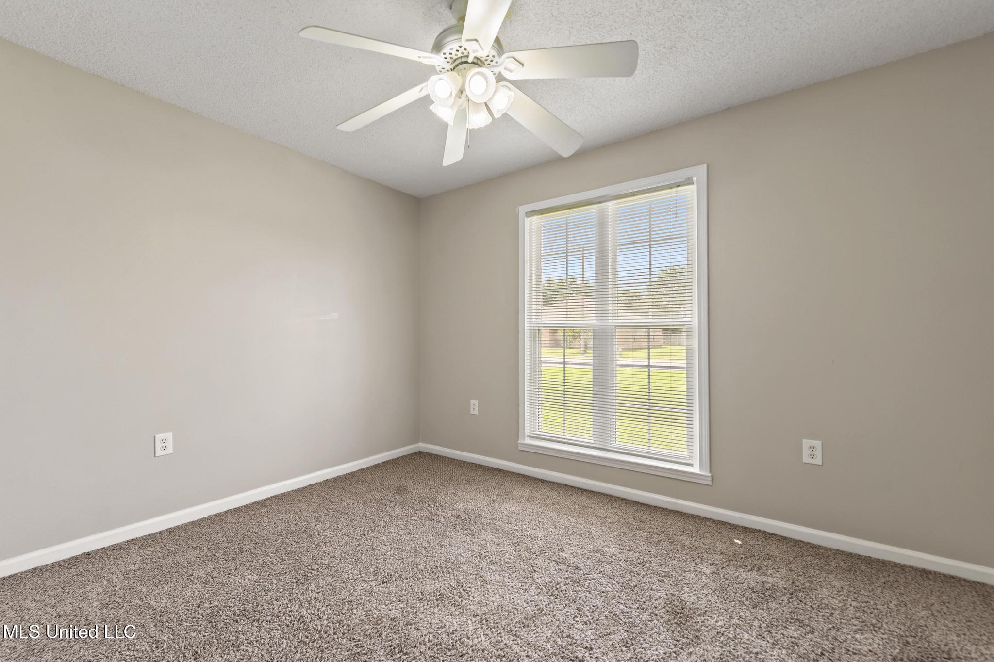 10538 Shore Cove Property Photo 15