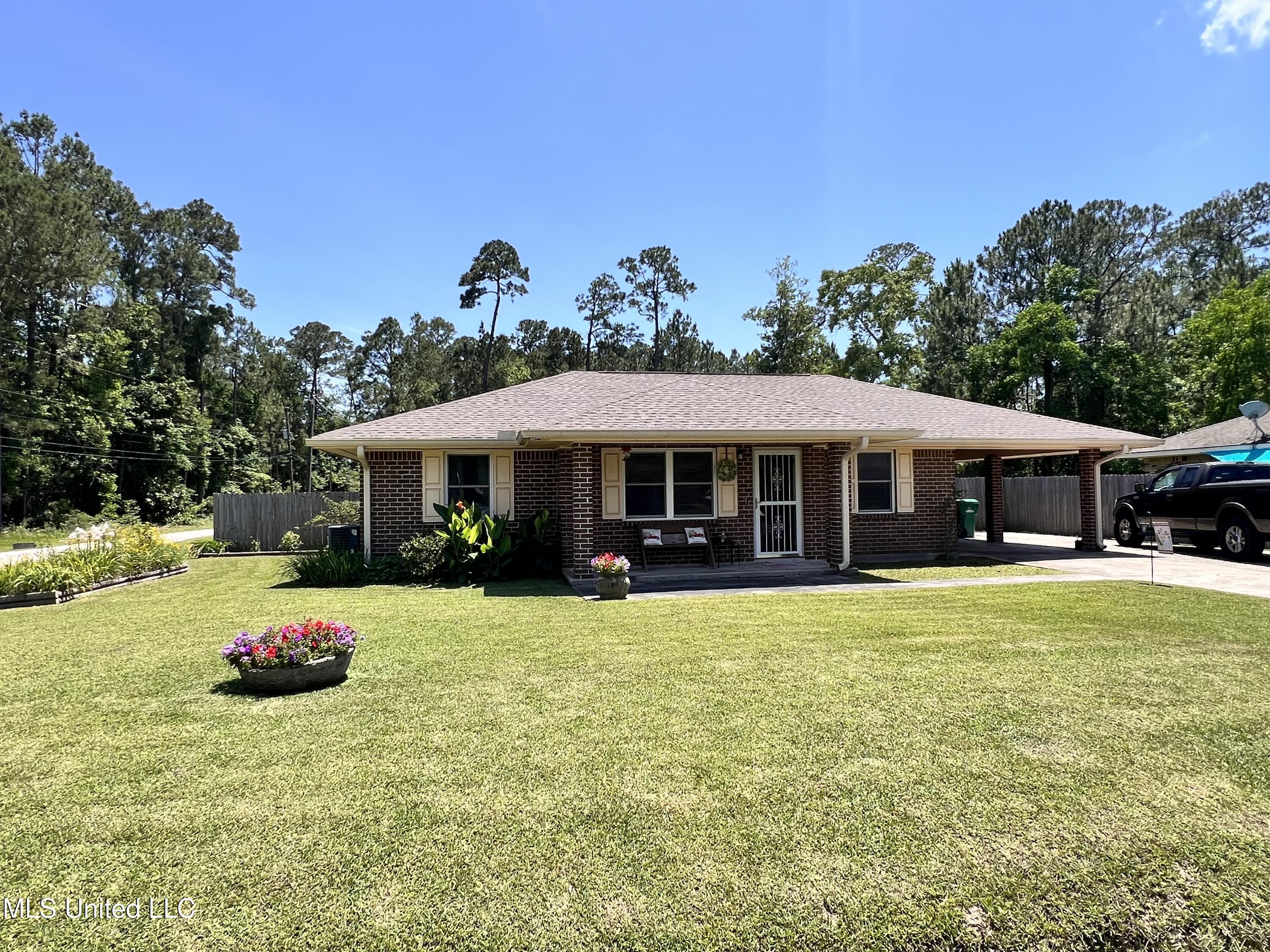 1001 Rue De Lasalle Street Property Photo 16