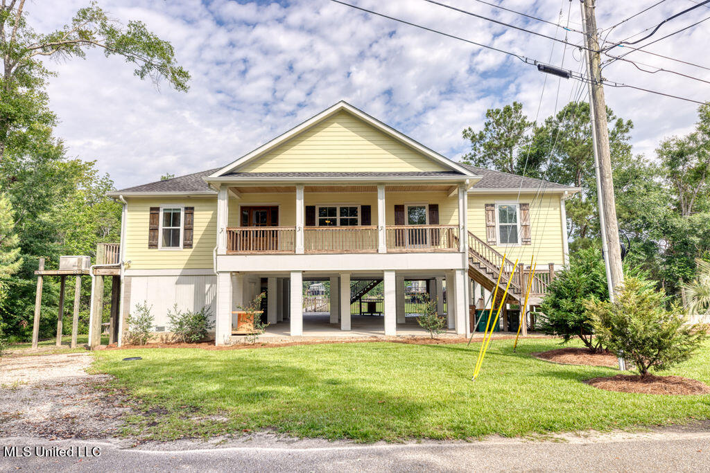 12039 Carls Cove Property Photo