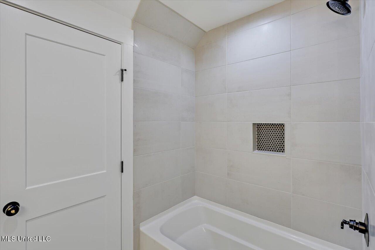 231 Bronson Bend Property Photo 45