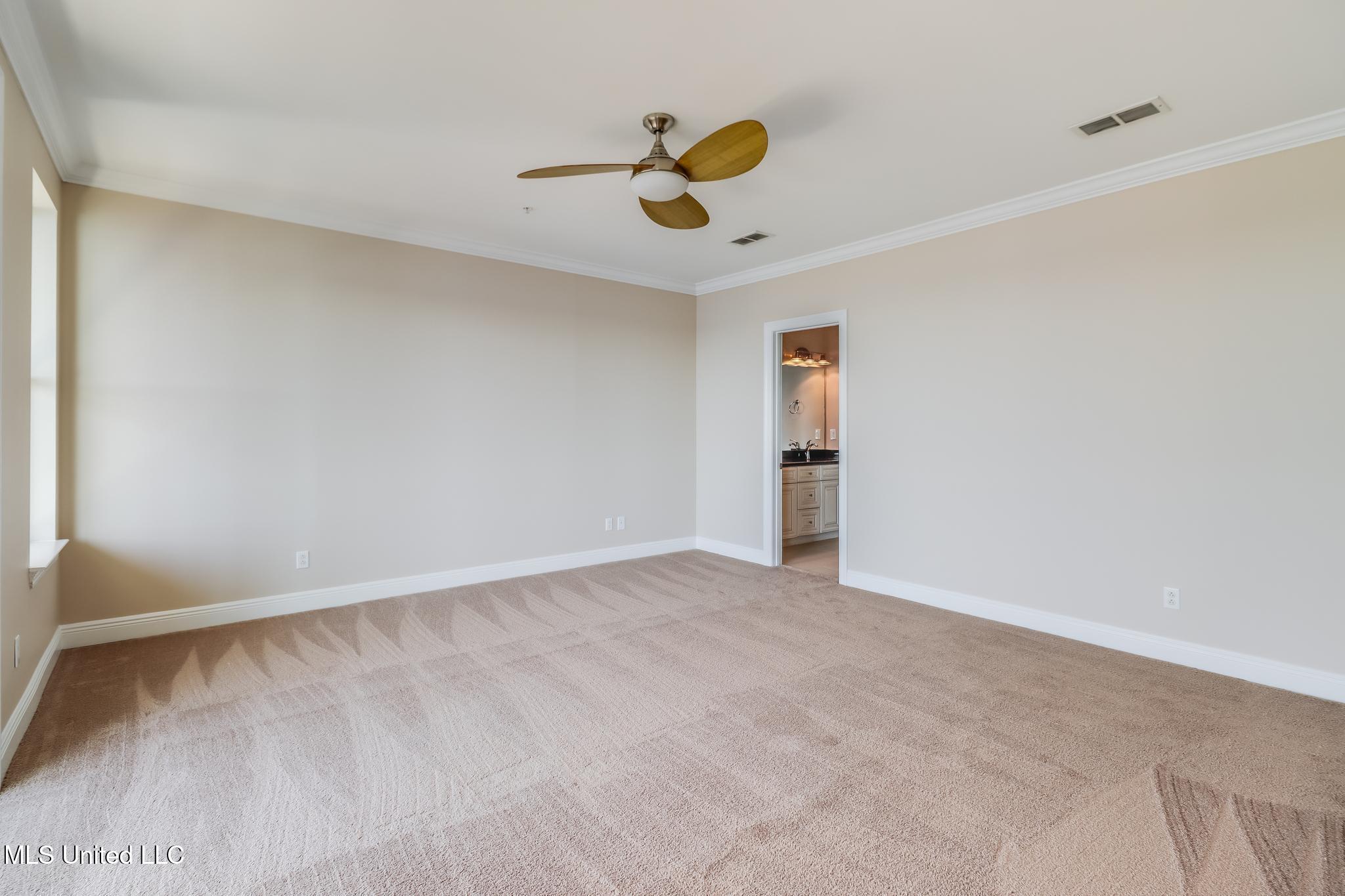 630 Bay Cove Drive Property Photo 20