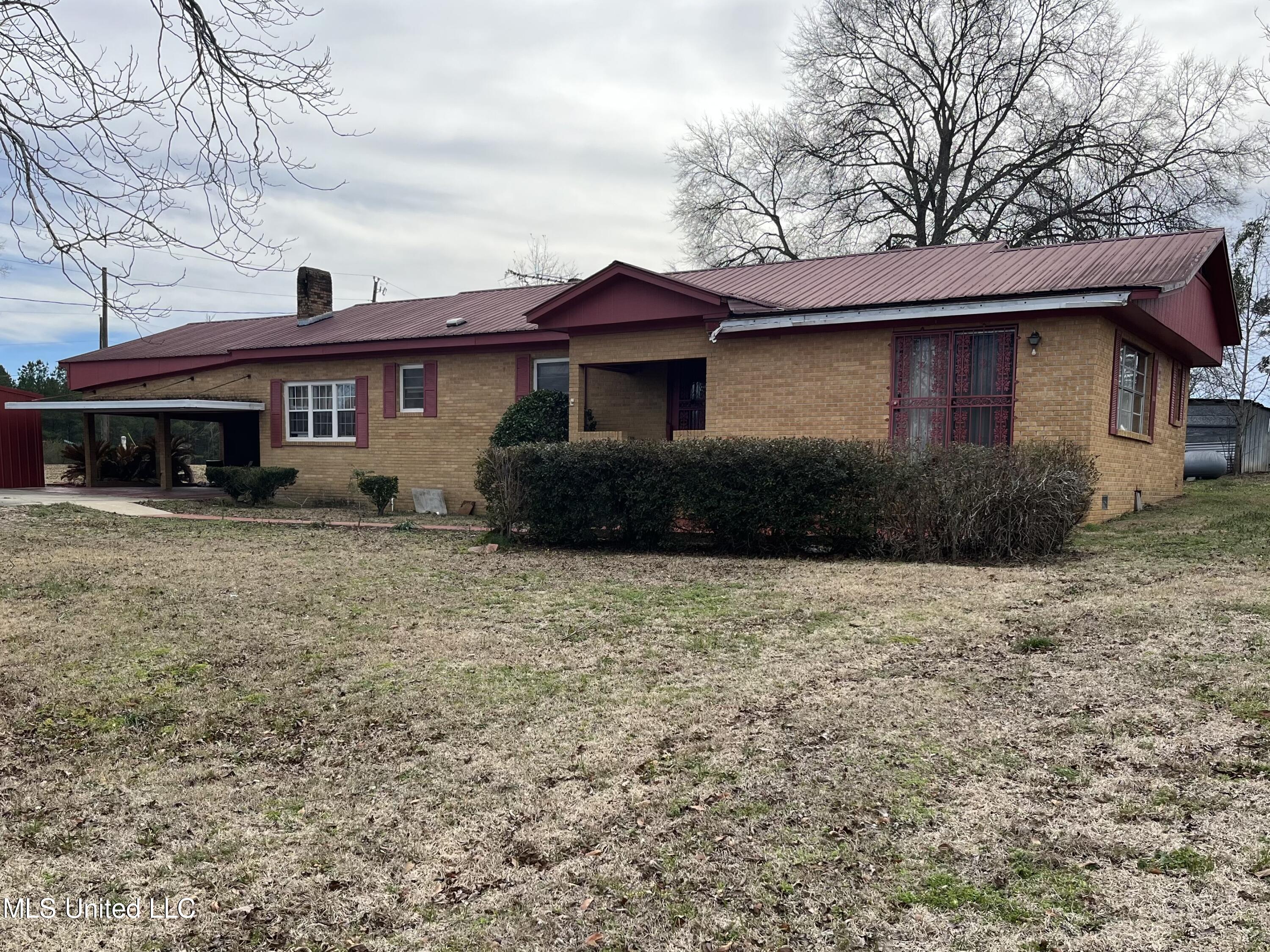 31 Webster Avenue Property Photo 1