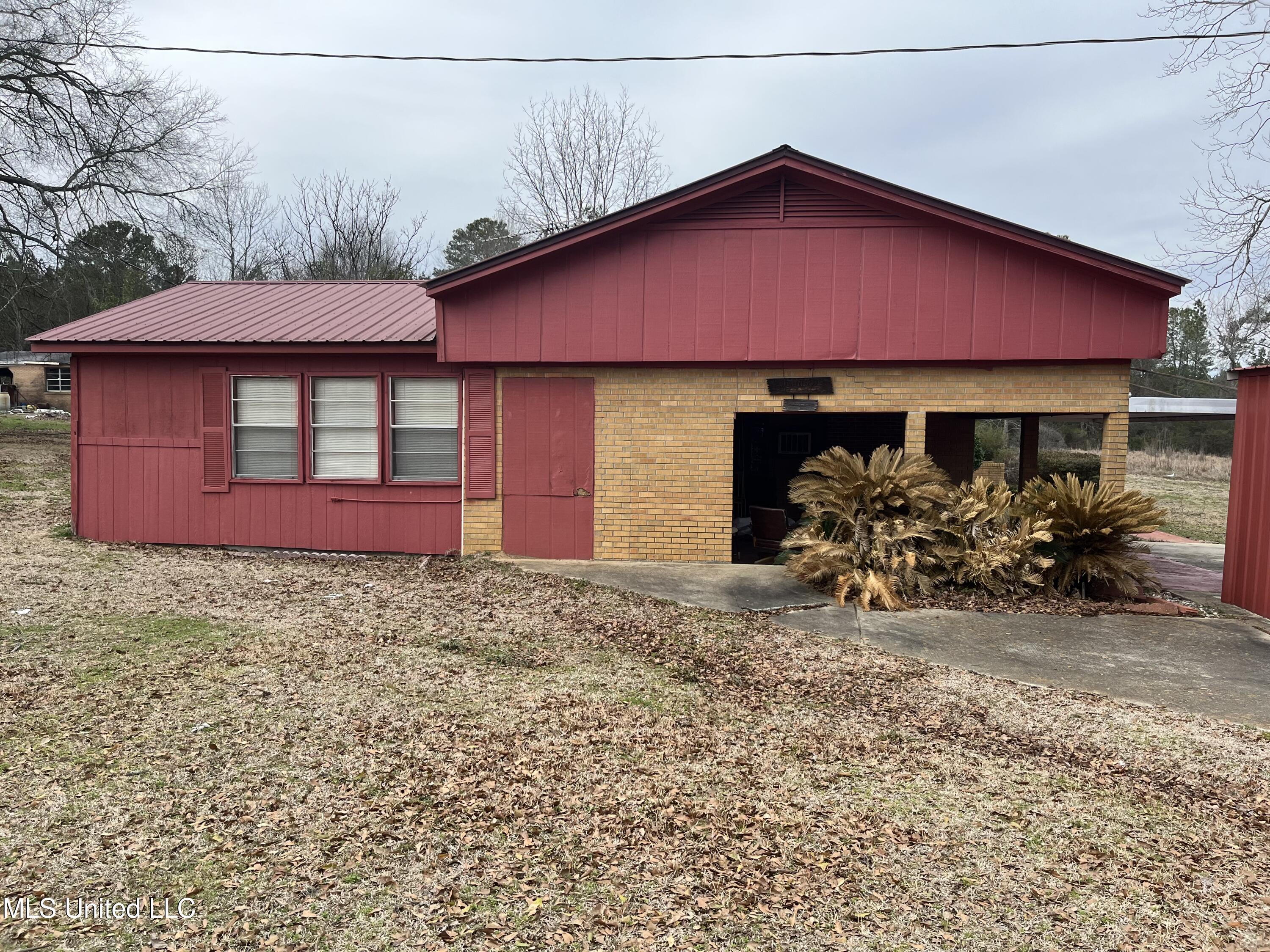 31 Webster Avenue Property Photo 8