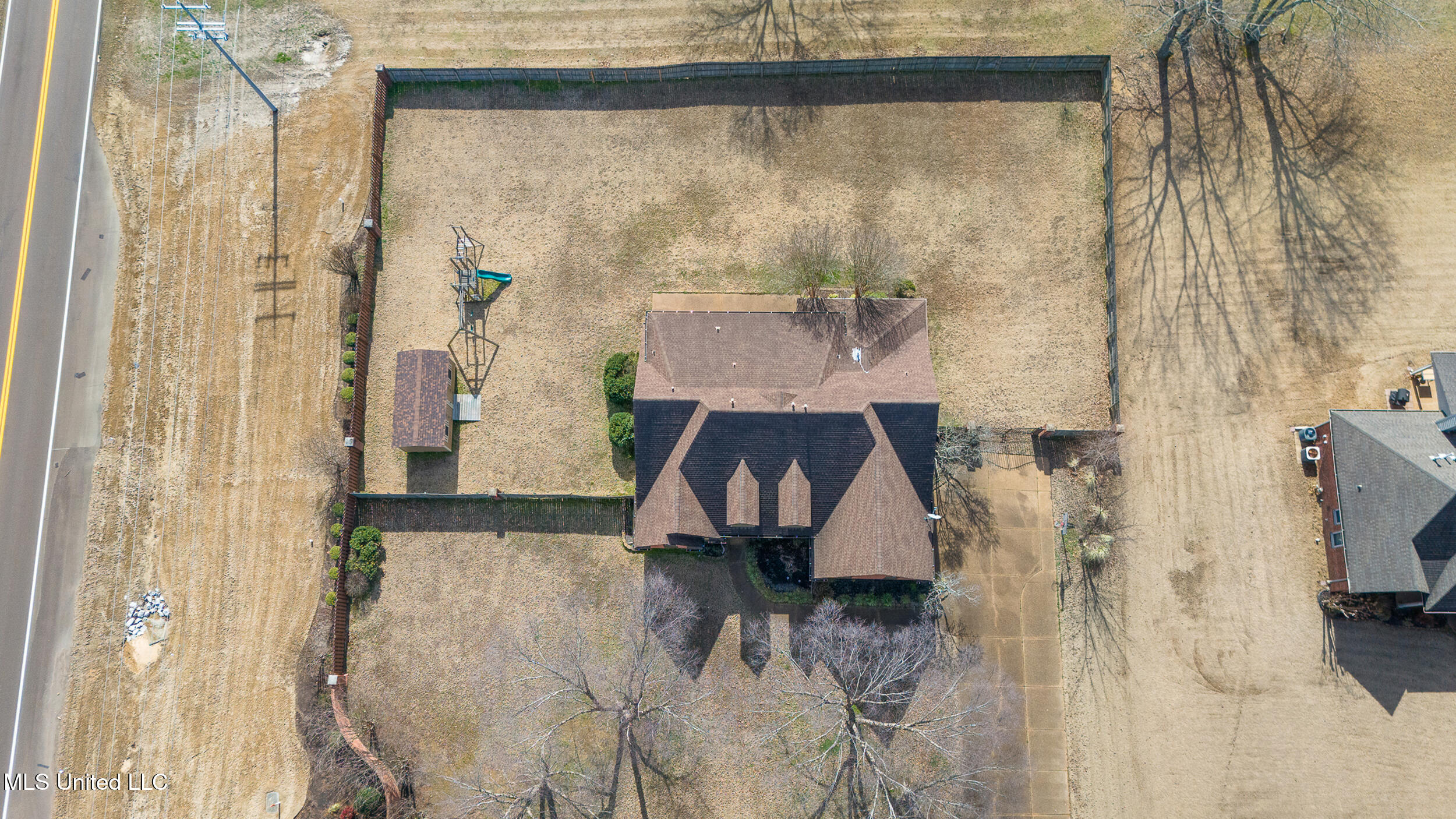 4985 Bobo Place Property Photo 4