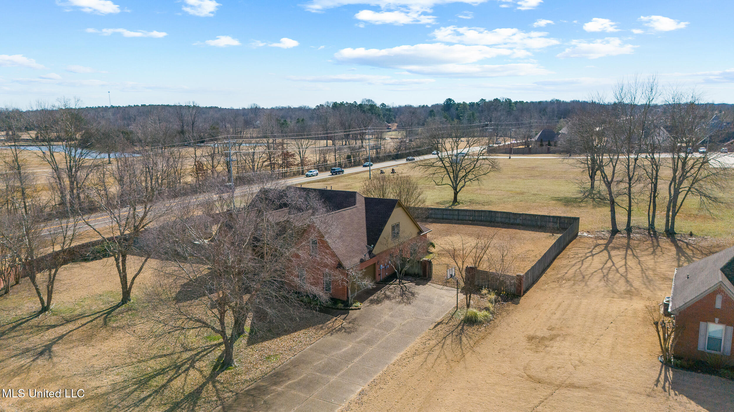 4985 Bobo Place Property Photo 5