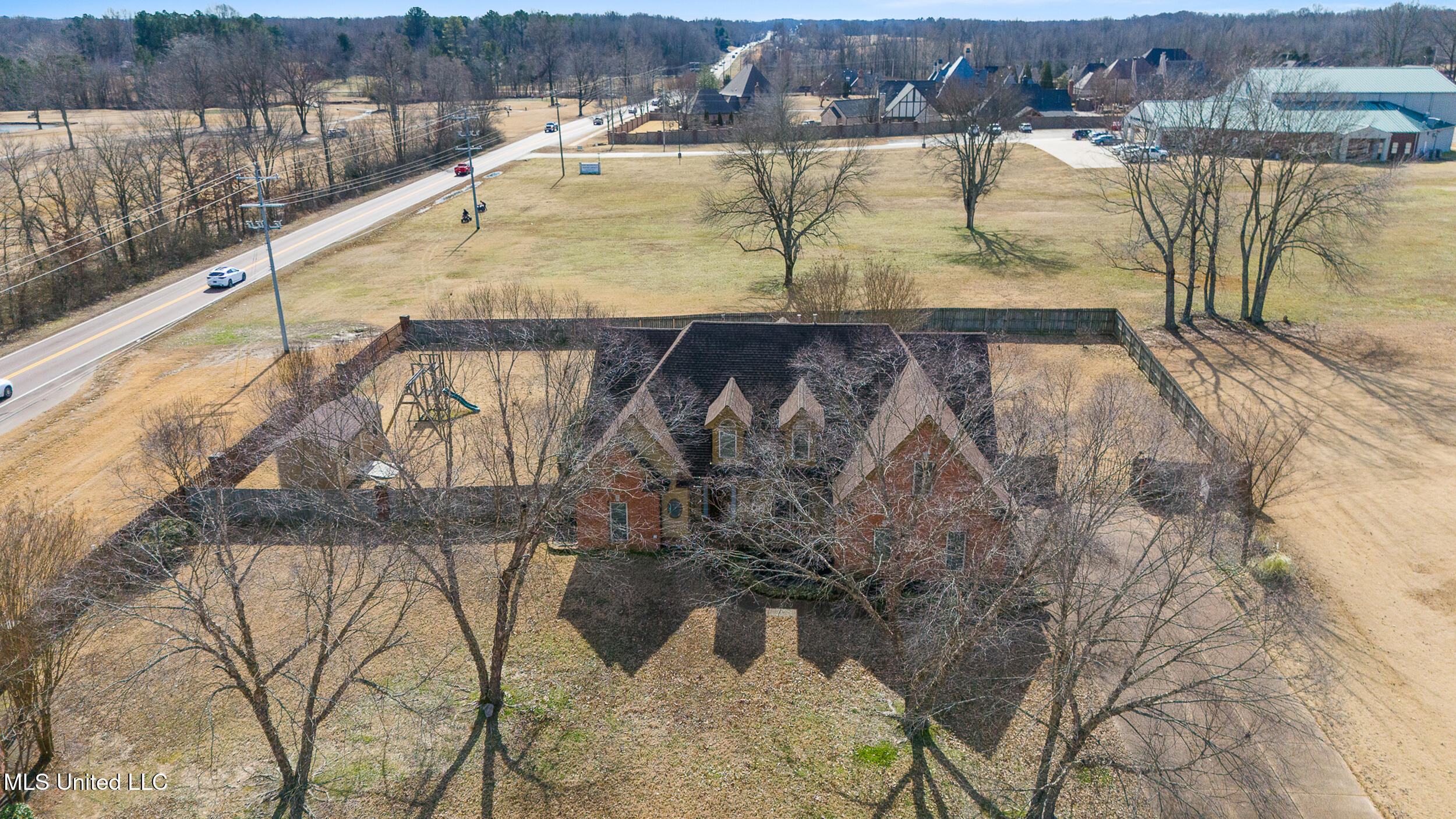 4985 Bobo Place Property Photo 6