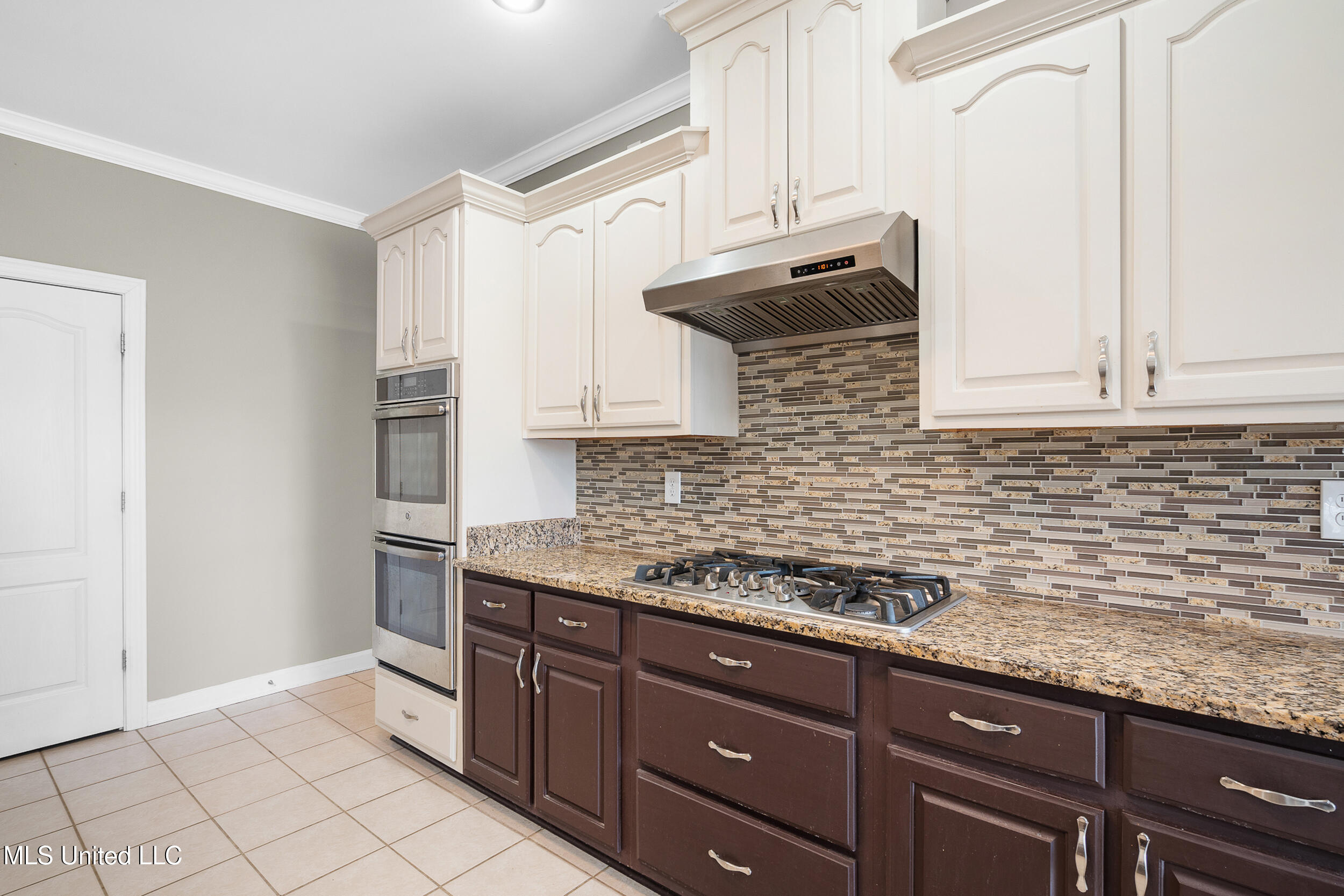 4985 Bobo Place Property Photo 15