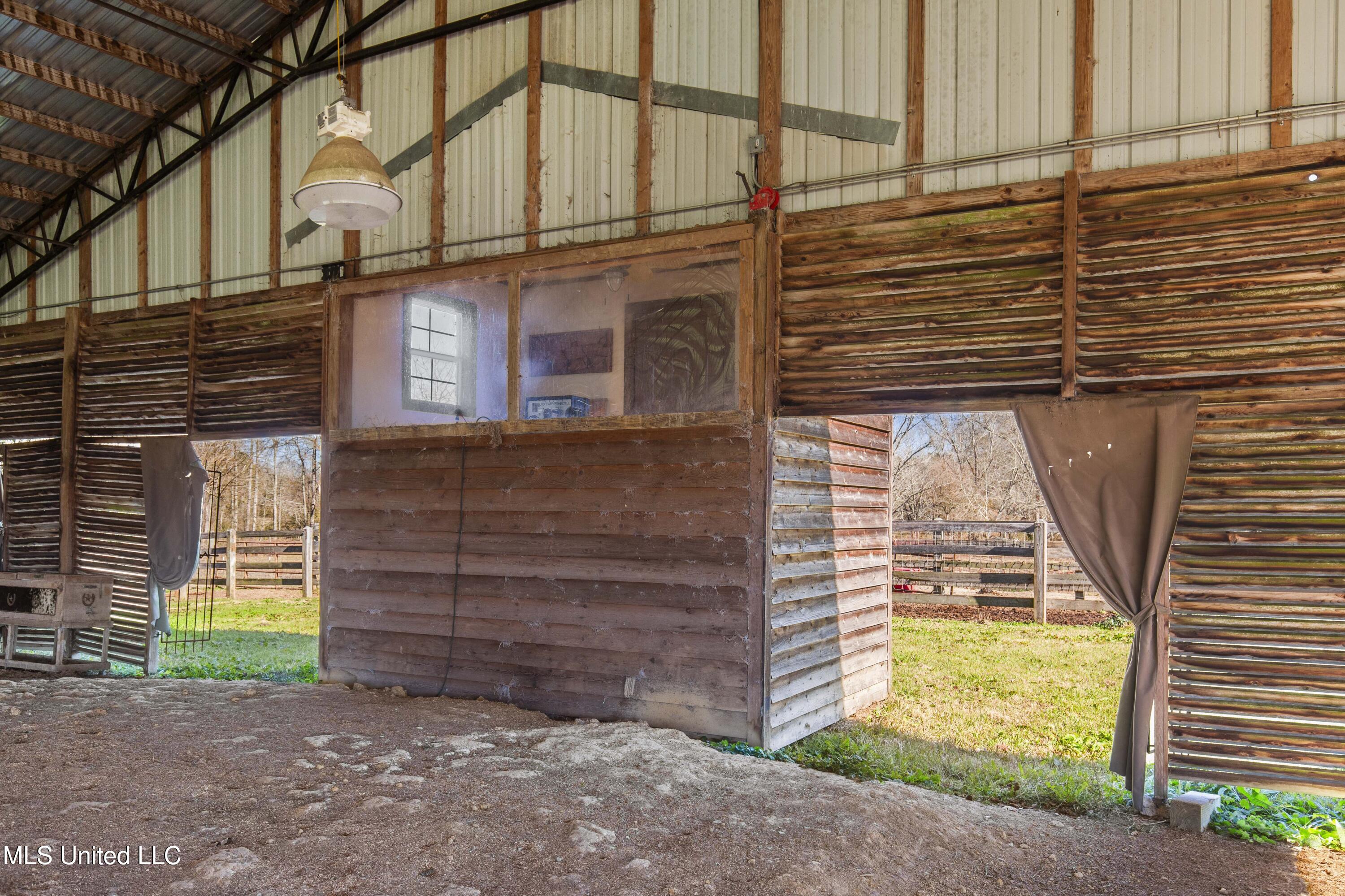 1020 Jack Johnson Road Property Photo 33